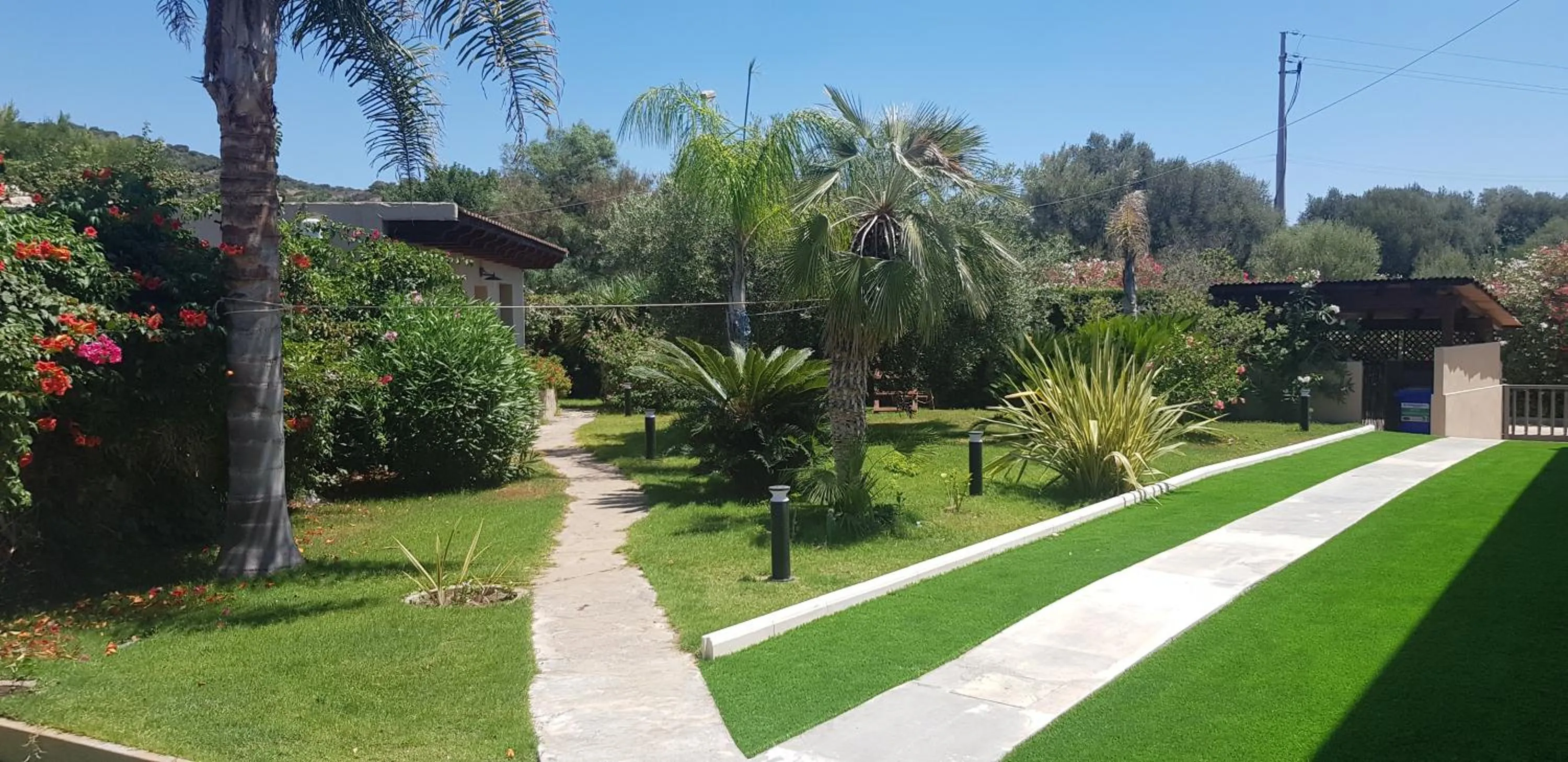 Garden in Palm Village