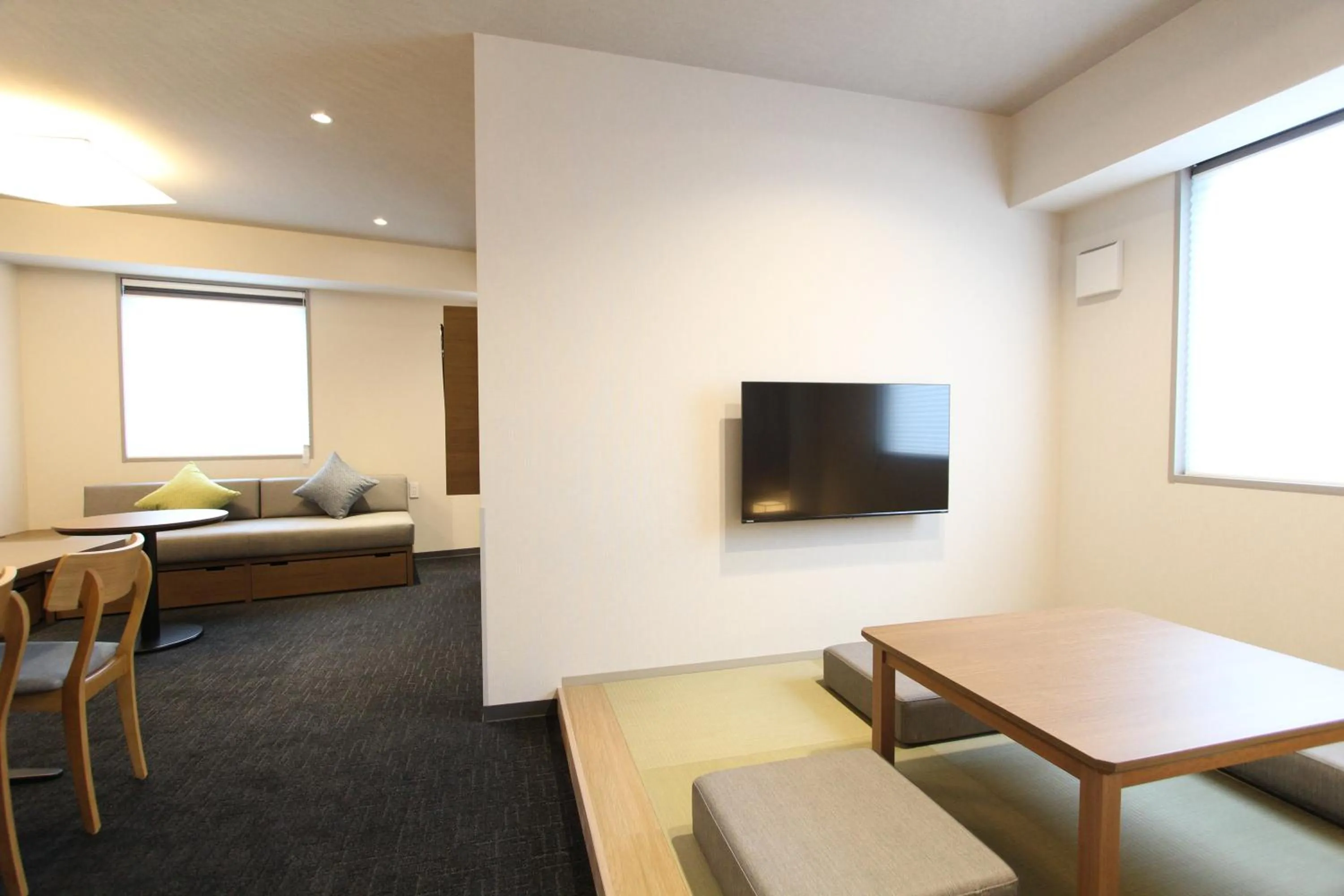 Photo of the whole room, Bed in KOKO HOTEL Residence Asakusa Tawaramachi
