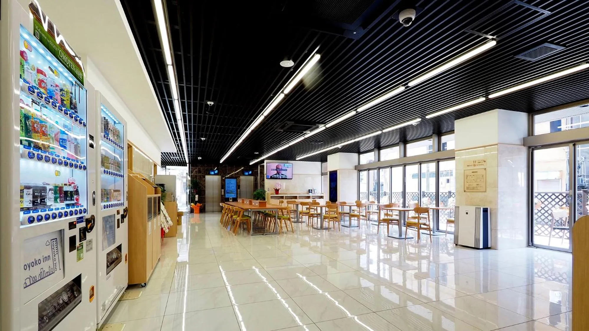 Lobby or reception in Toyoko Inn Iseshi Eki