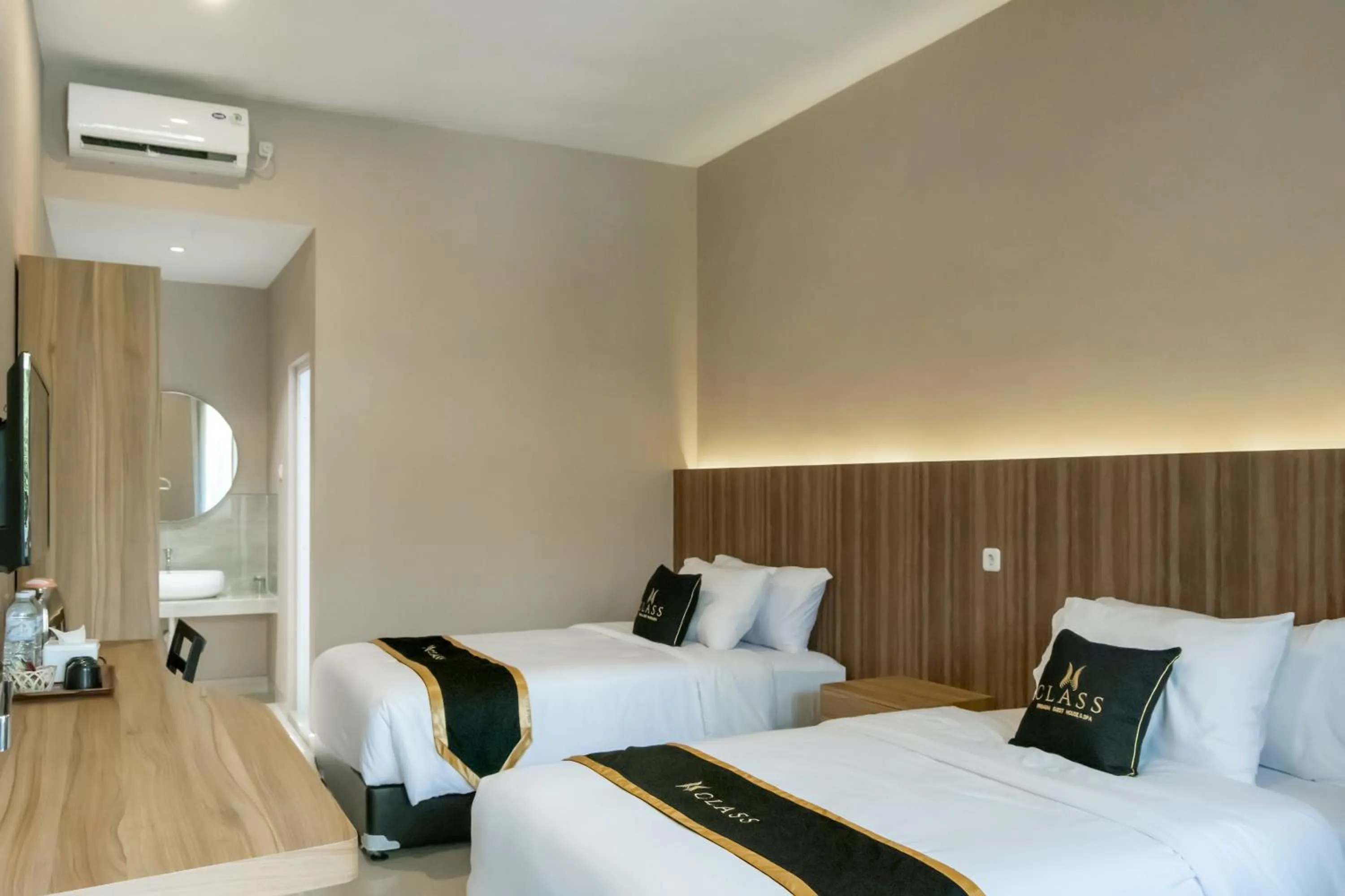 Bedroom, Bed in Class Premium Guest House