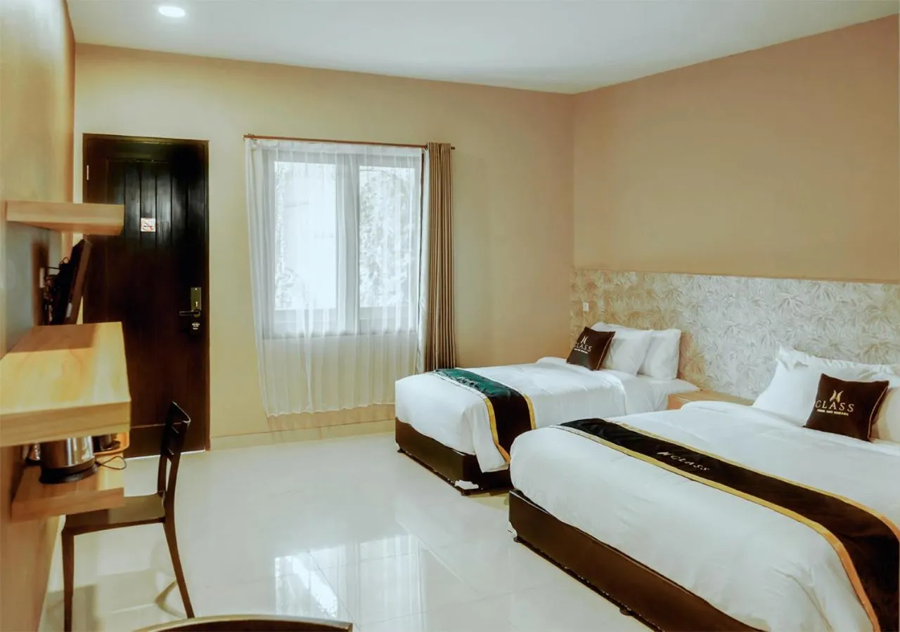 Bedroom, Bed in Class Premium Guest House