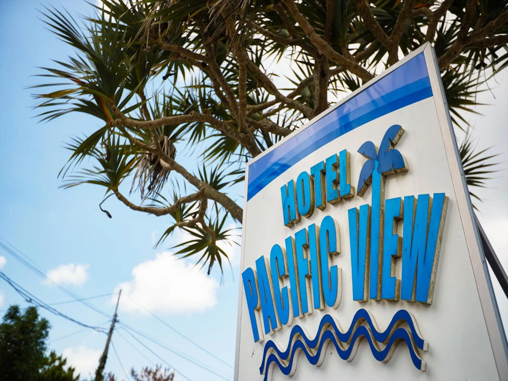 Property building in HOTEL PACIFIC VIEW Rental car included & pet-friendly