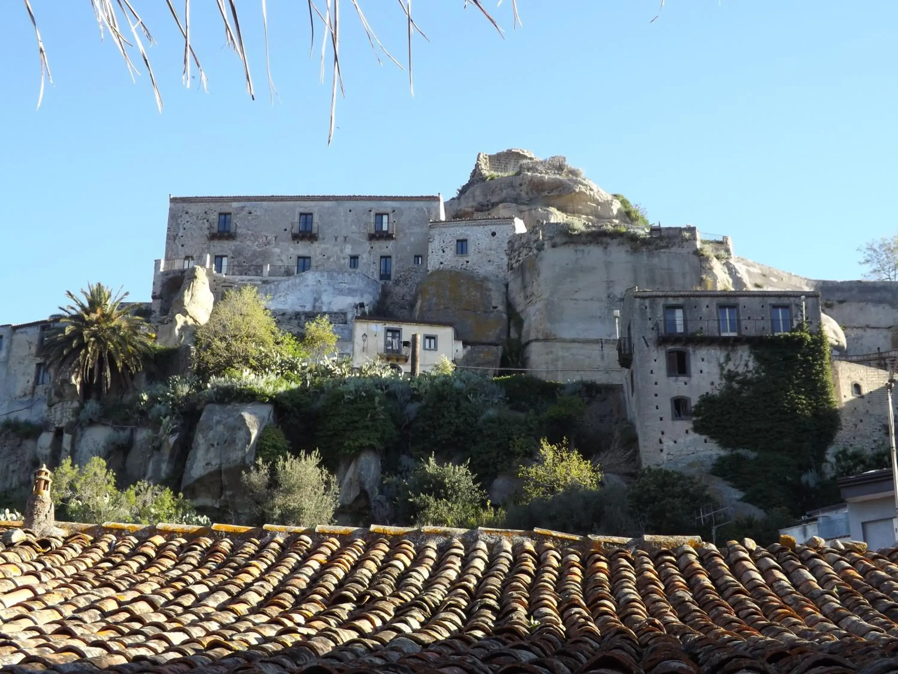 Triple Room in Albergo Diffuso Borgo Santa Caterina "Vintage" Triple Room in Albergo Diffuso Borgo Santa Caterina "Vintage"