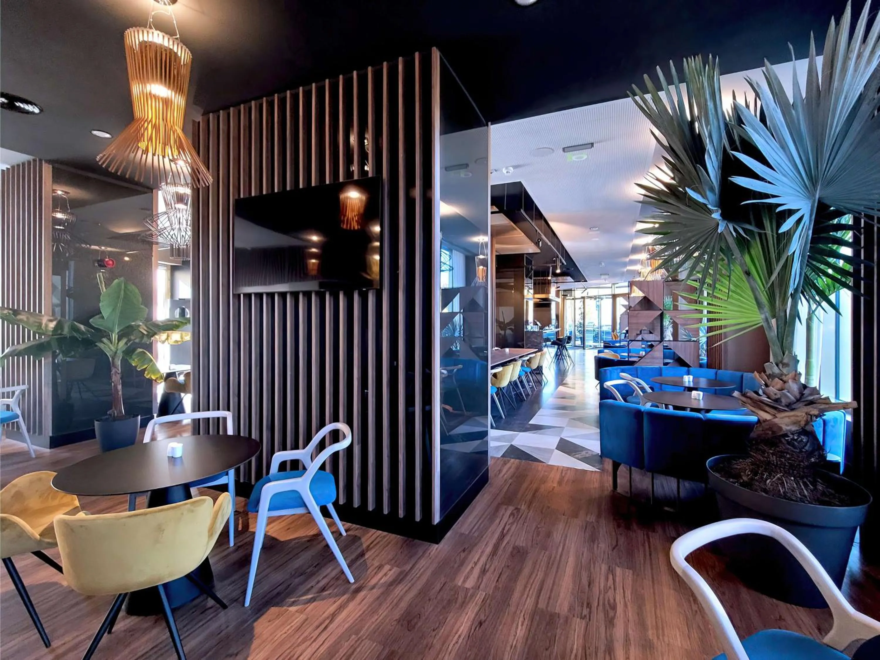 Restaurant/places to eat in Radisson Blu Aurum Hotel, Brasov