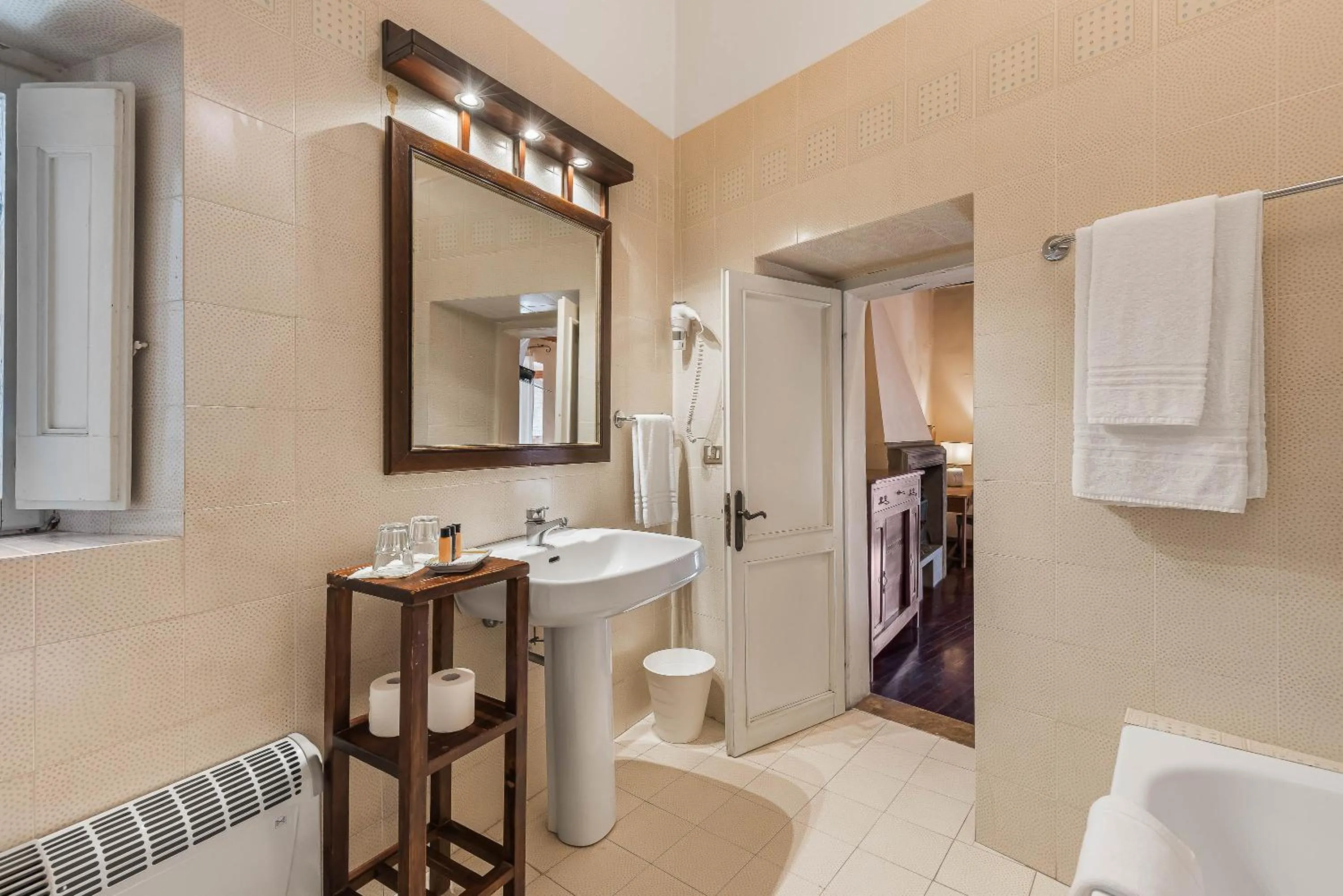 Bathroom in Relais La Fattoria