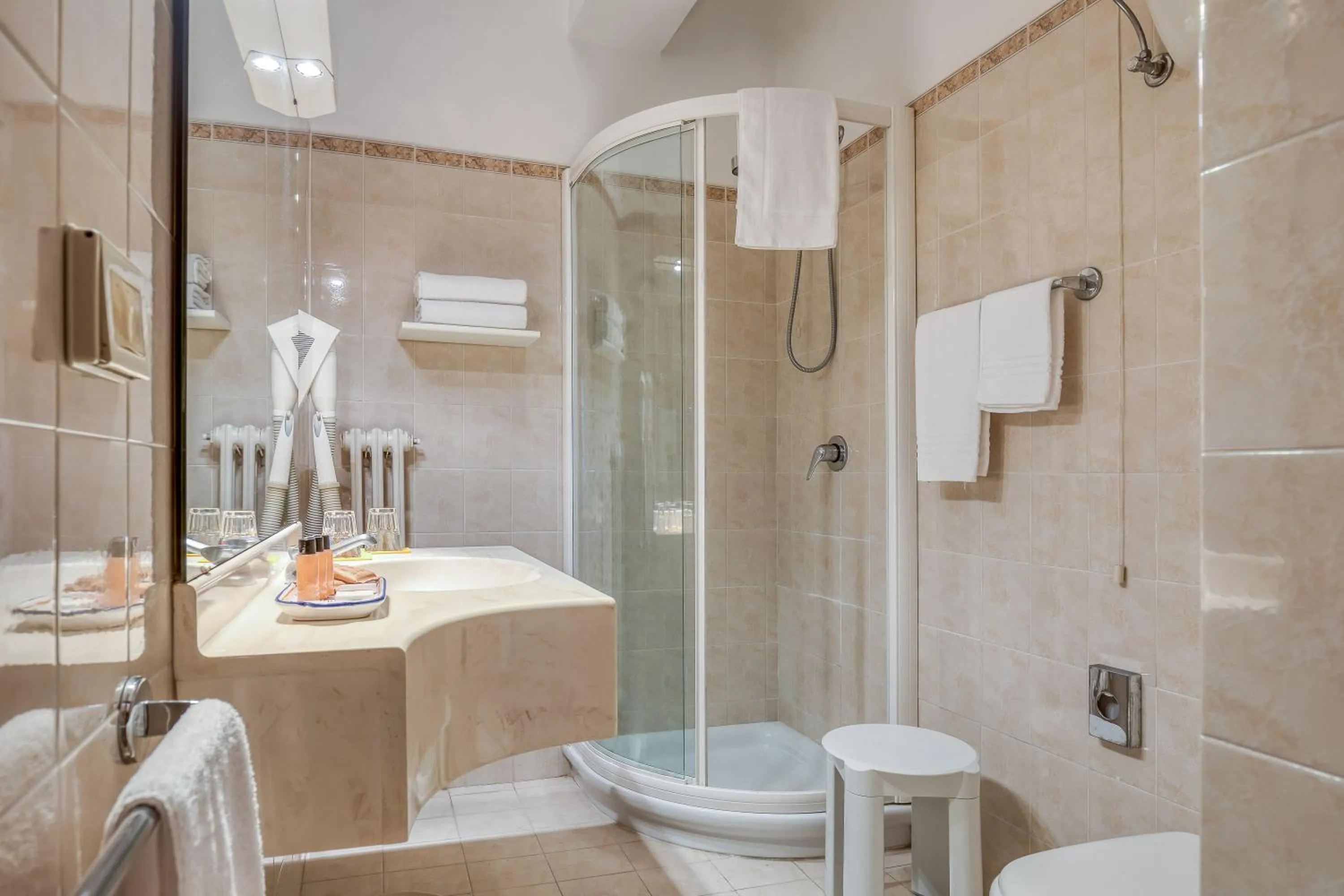 Shower in Relais La Fattoria