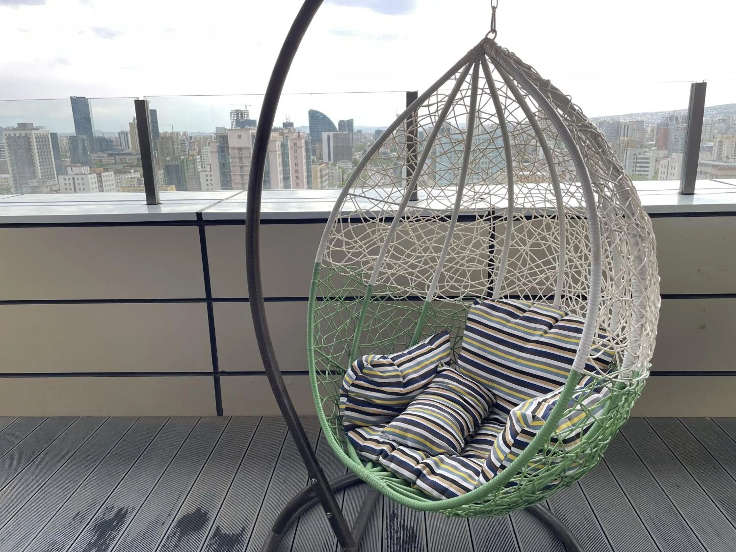 Lounge or bar in MIllennium Plaza Hotel & Mall Ulaanbaatar