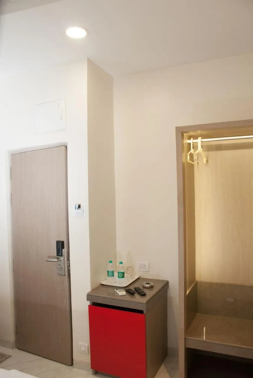 room service in City Hotel