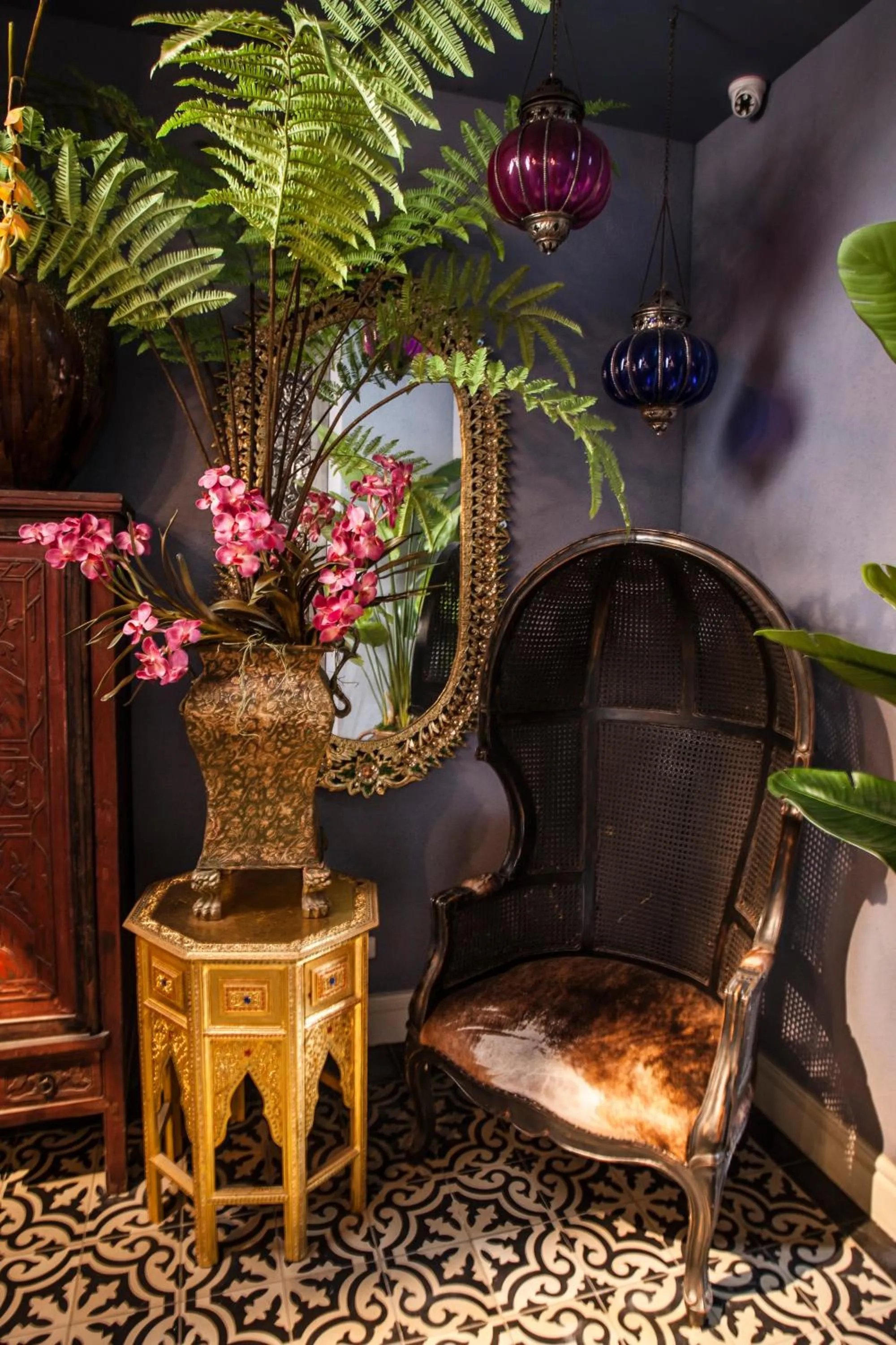 Seating area in Anna King Hotel