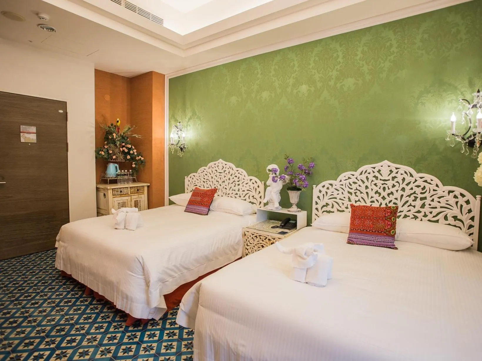 Bed in Anna King Hotel