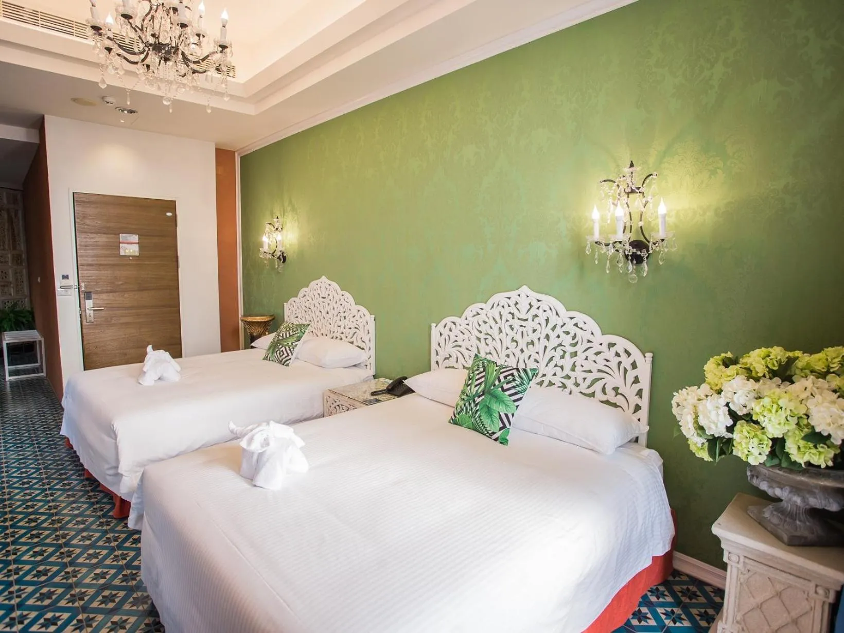 Bed in Anna King Hotel