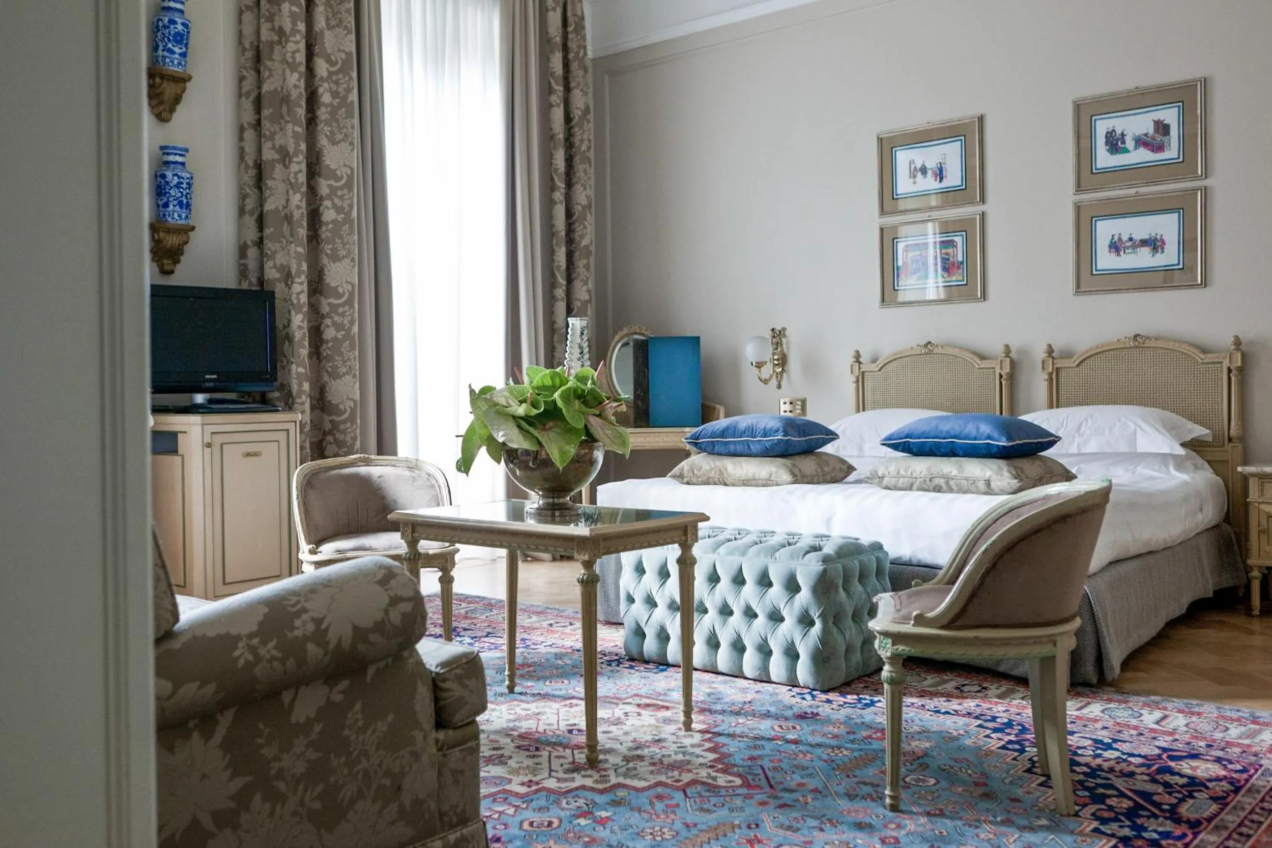Bedroom, Bed in Grand Hotel et de Milan - The Leading Hotels of the World