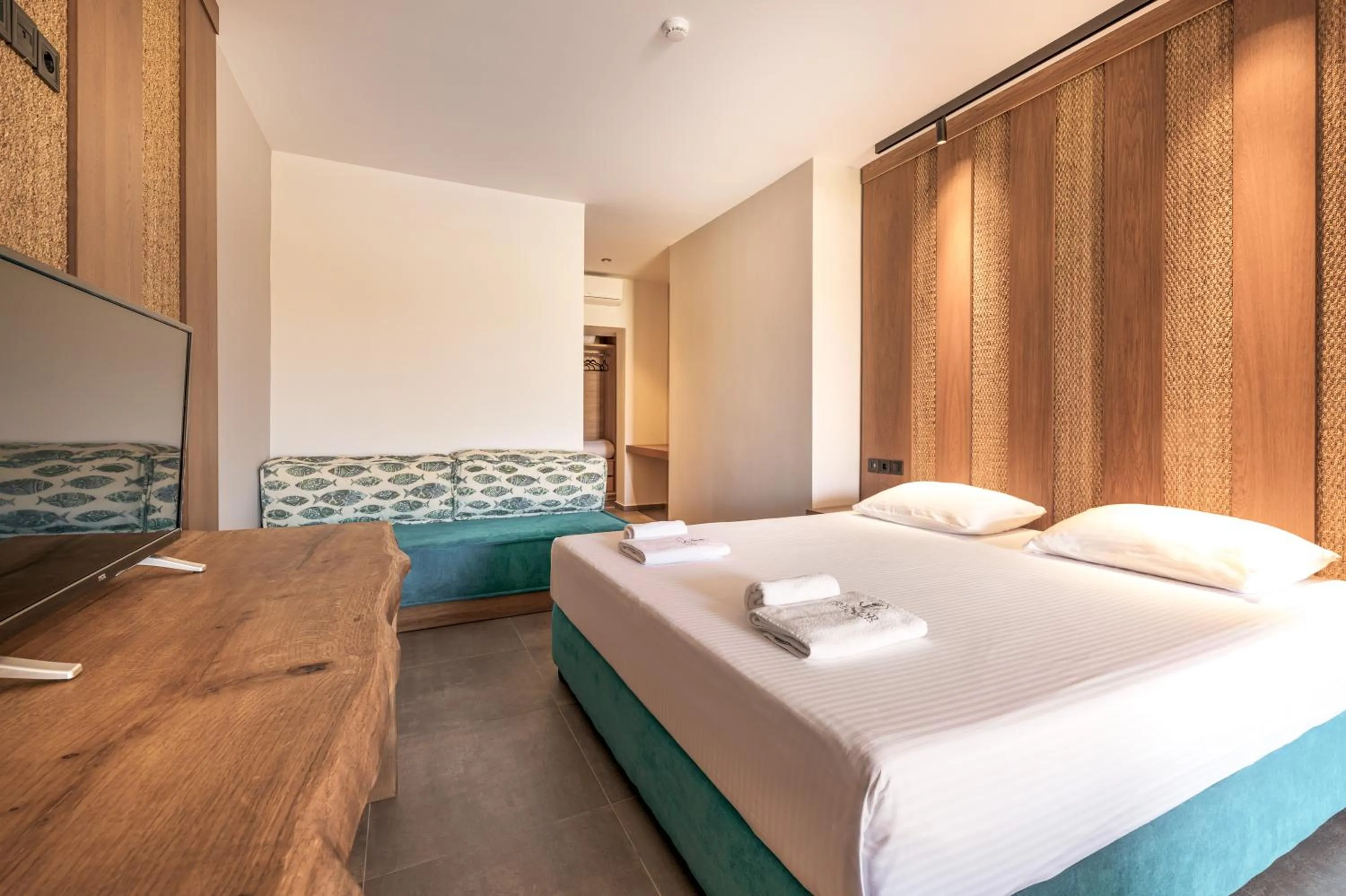 Bed in Tresor Sousouras