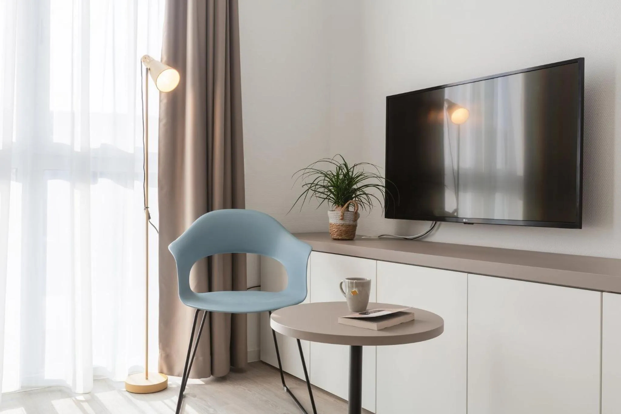 Photo of the whole room in Candlewood Suites Heidelberg by IHG