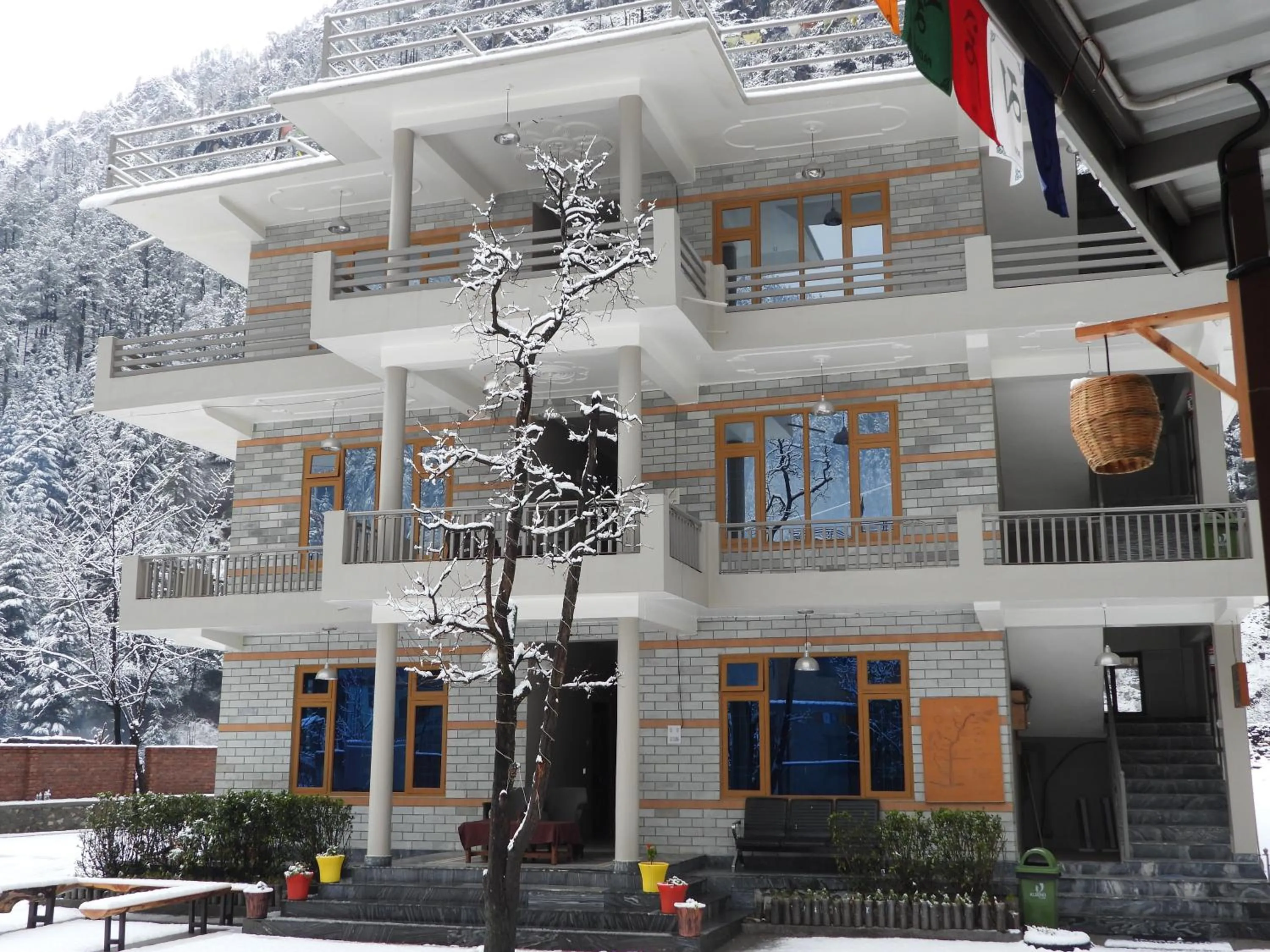 Property building in The Royal Orchard Kasol