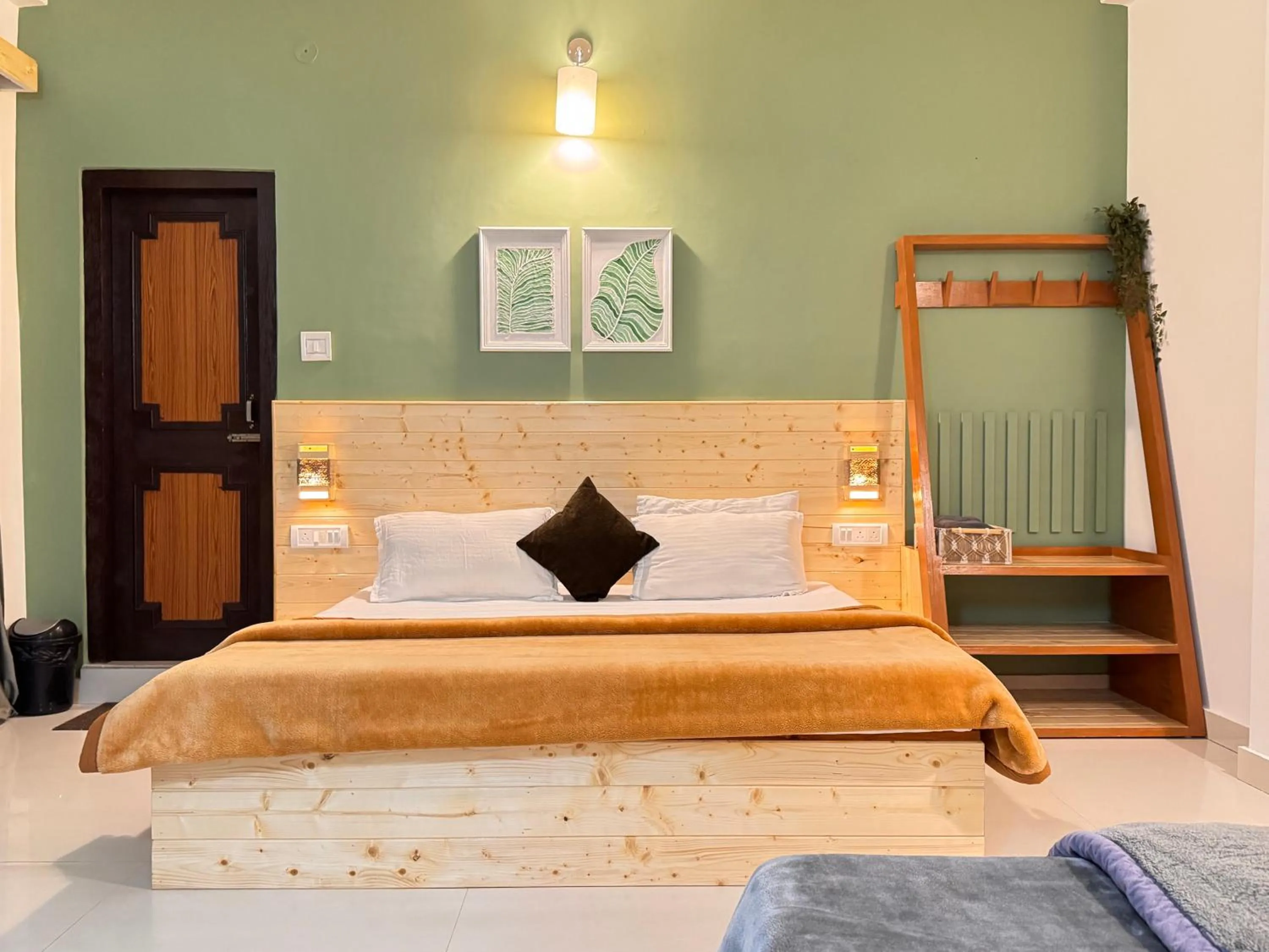 Bedroom, Bed in The Royal Orchard Kasol