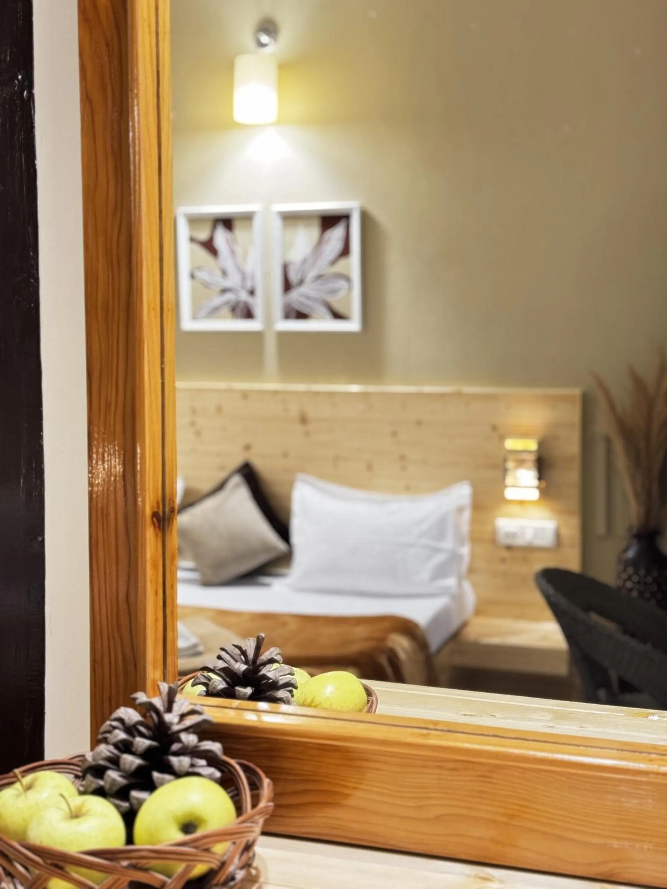 Bedroom in The Royal Orchard Kasol