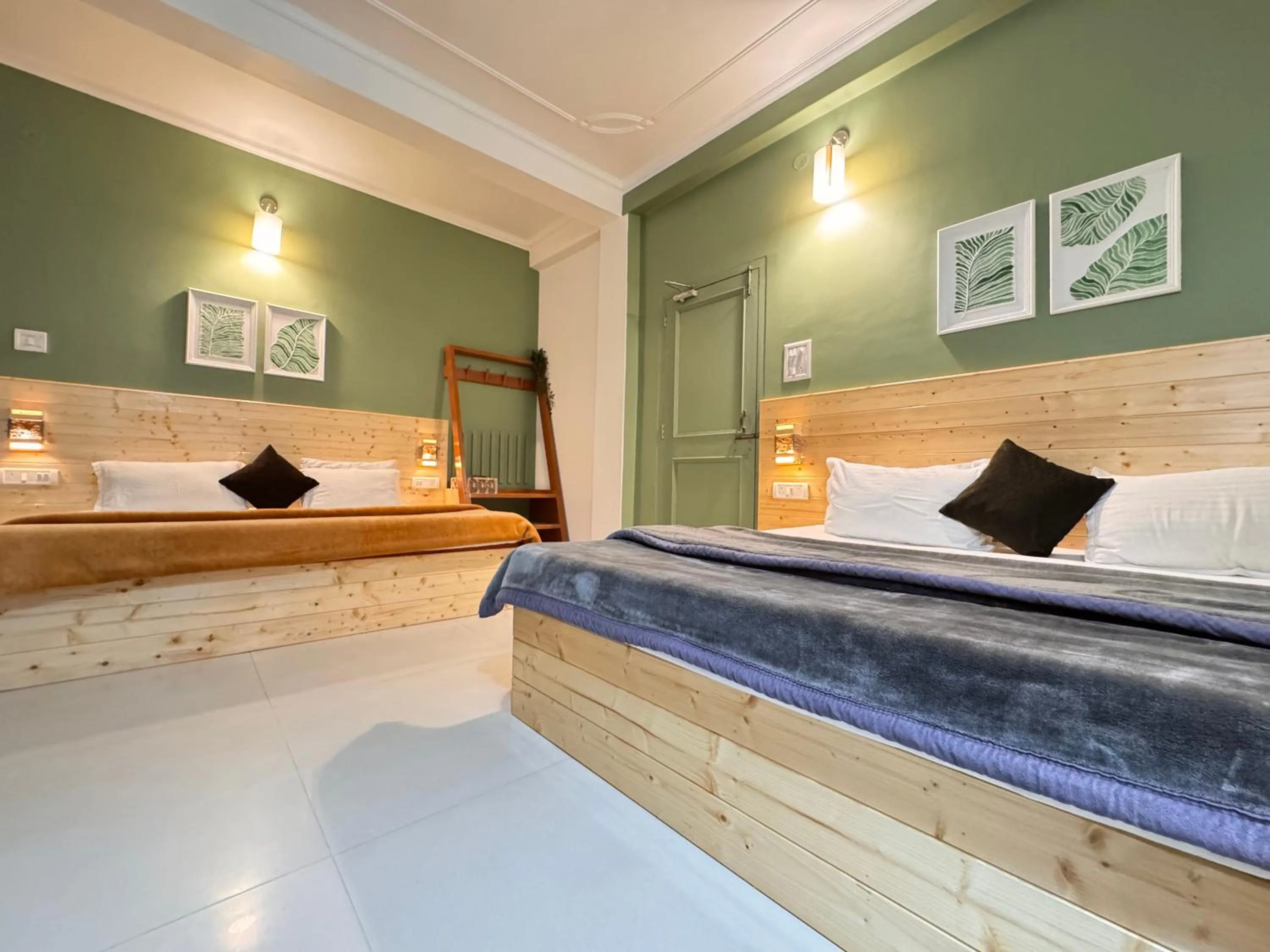 Bedroom, Bed in The Royal Orchard Kasol