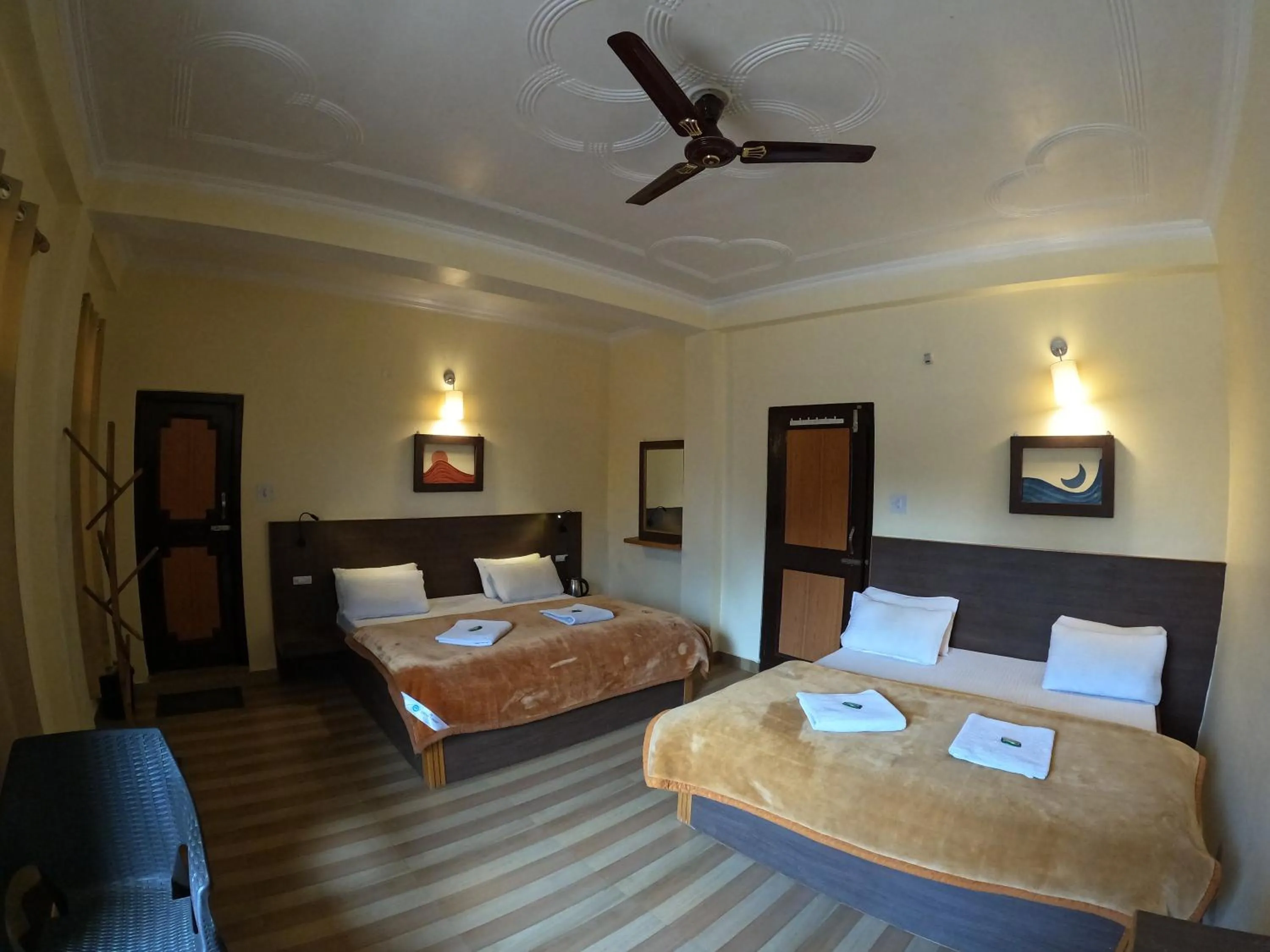 Bedroom, Bed in The Royal Orchard Kasol