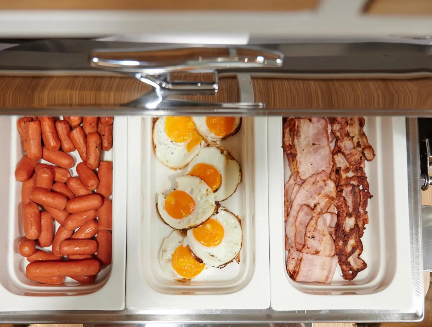 Food and drinks in The Mavili urban stay