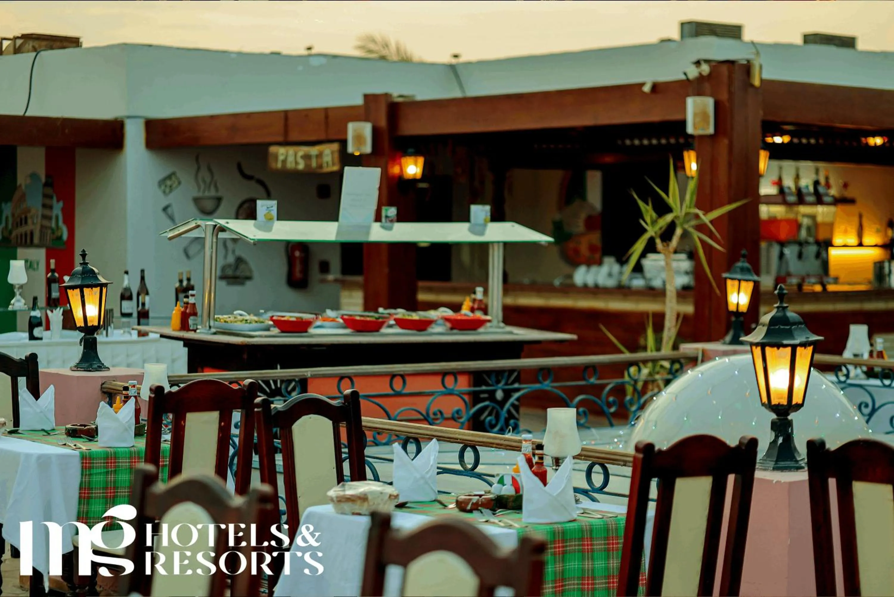 Restaurant/places to eat in MG Alexander The Great Hotel