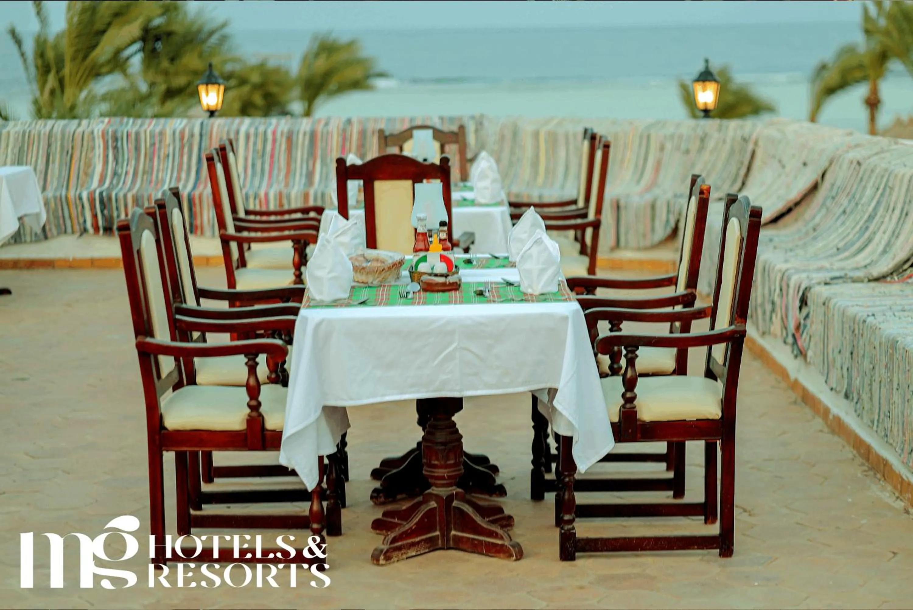 Restaurant/places to eat in MG Alexander The Great Hotel