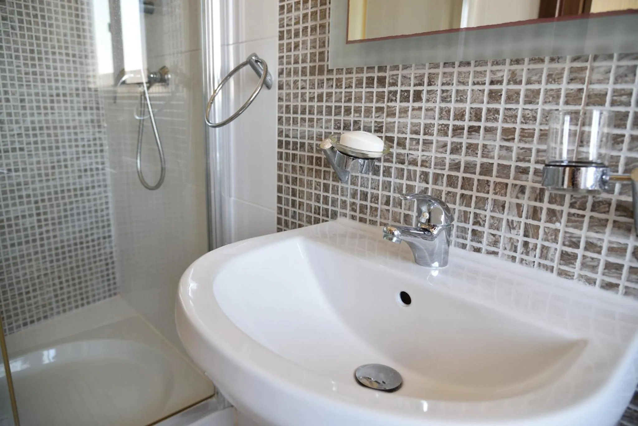 Bathroom in San Pawl B&b farmhouse- KORTOLL