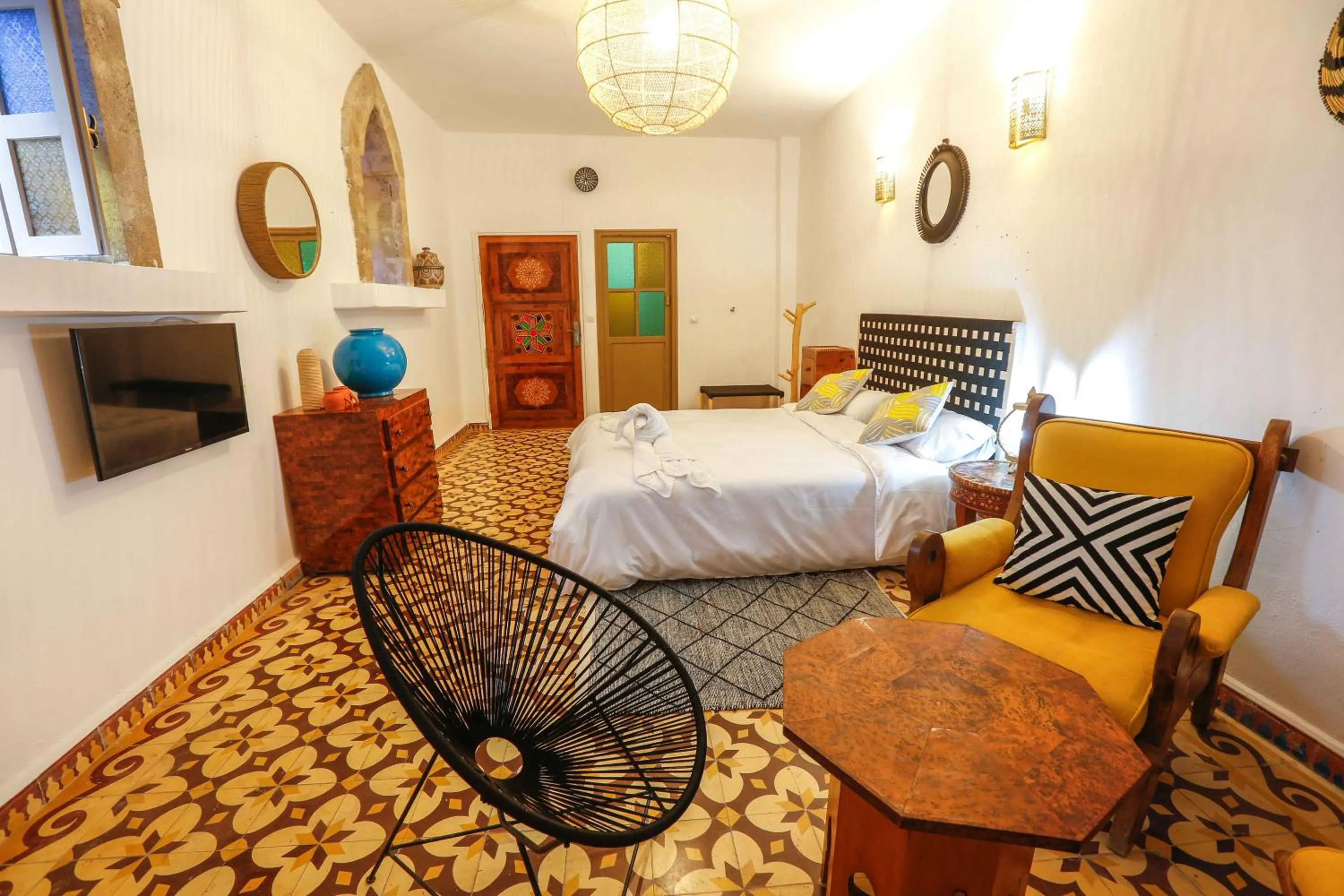 Bedroom, Bed in Luxury Riad Mounia