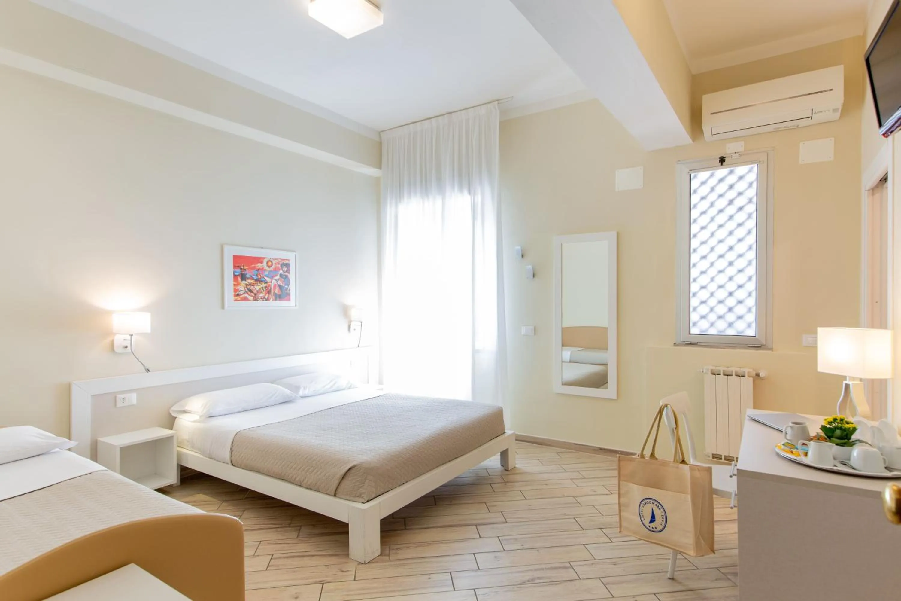 Bed in Hotel Lungomare