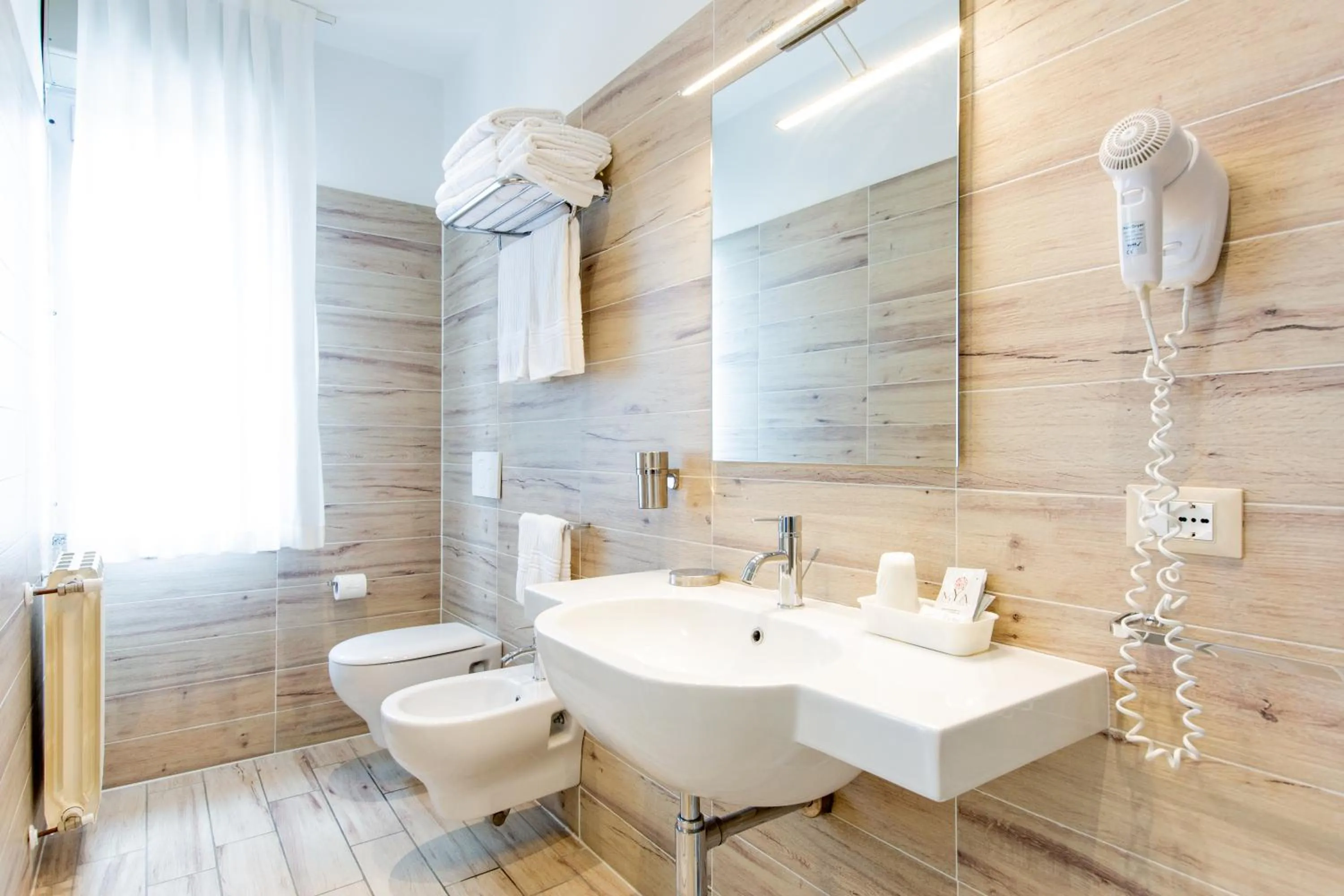 Bathroom in Hotel Lungomare