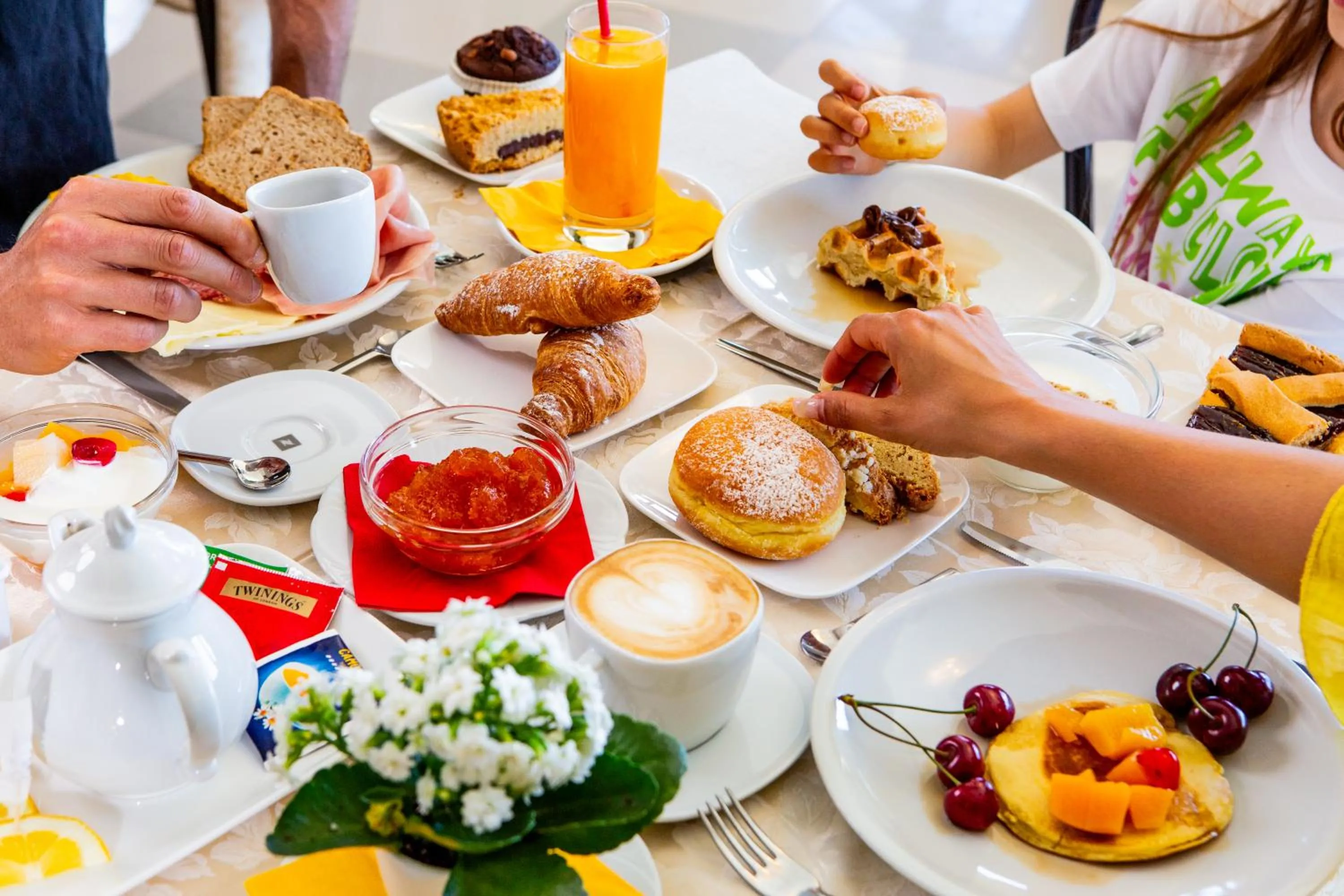 Breakfast in Hotel Lungomare
