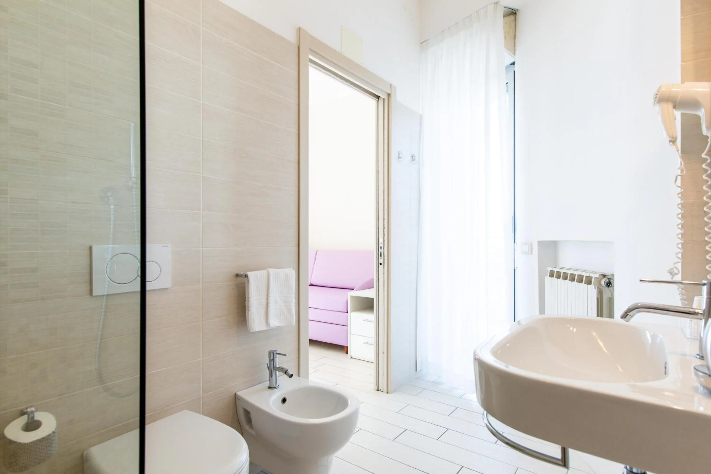 Bathroom in Hotel Lungomare