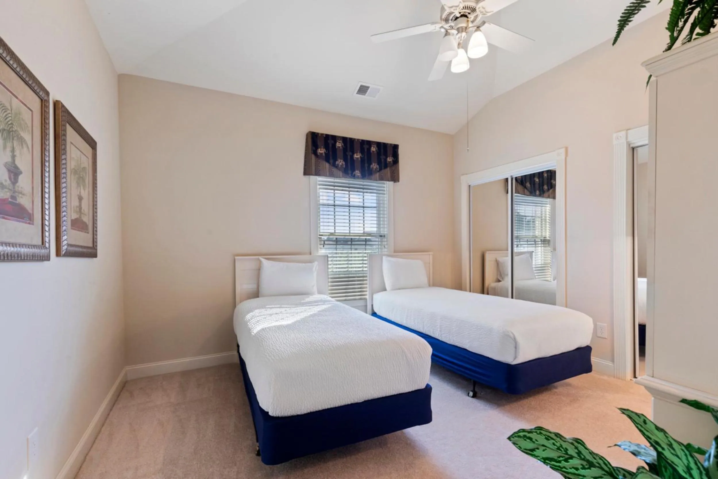 Bedroom, Bed in Stunning 3BR Condo near Myrtlewood Golf Resort and Beach