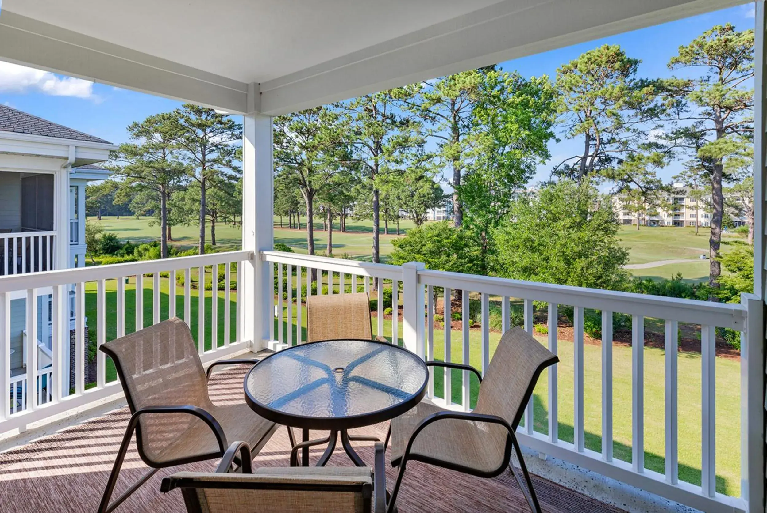 Stunning 3BR Condo near Myrtlewood Golf Resort and Beach Stunning 3BR Condo near Myrtlewood Golf Resort and Beach