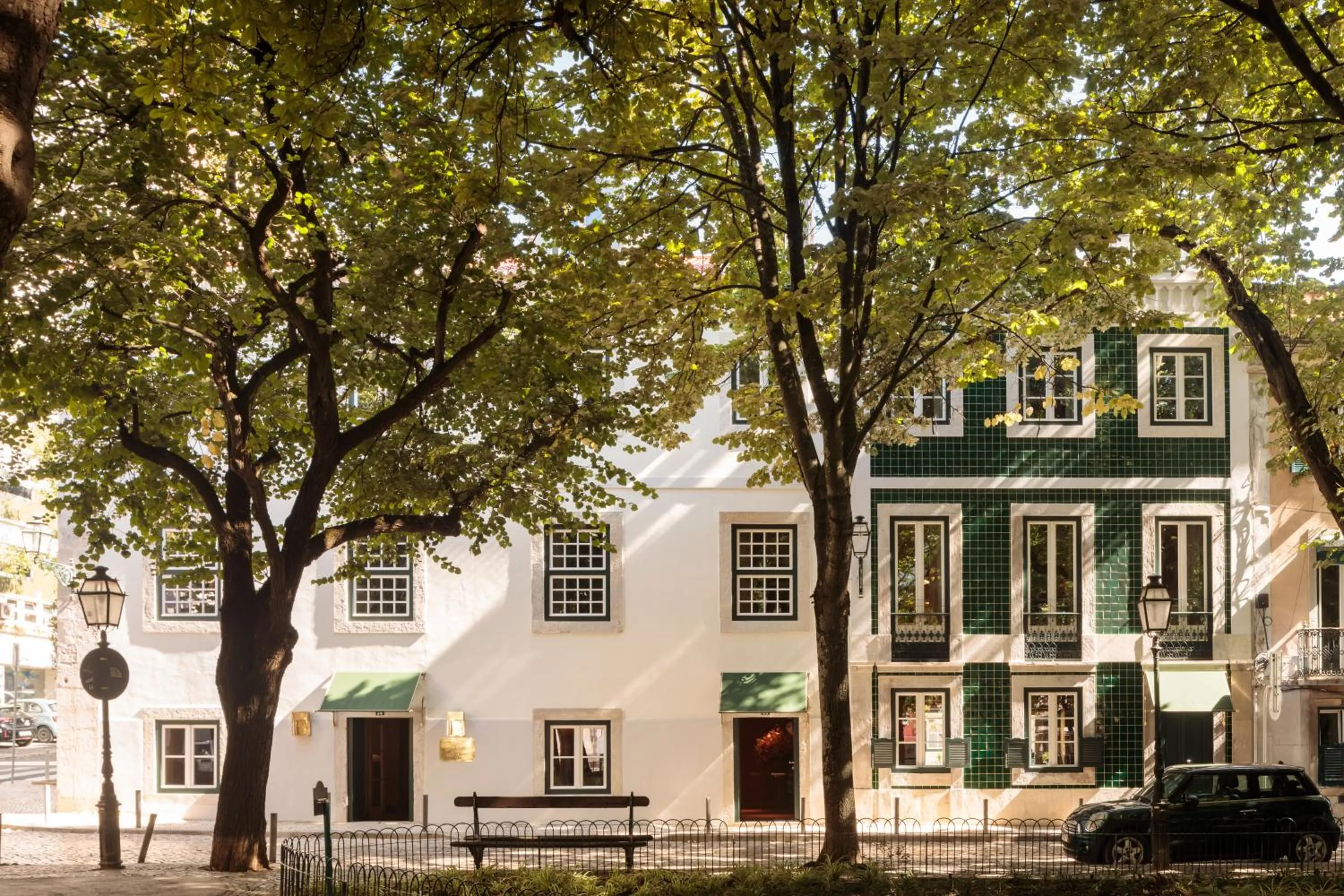 Facade/entrance in Hotel das Amoreiras - Small Luxury Hotels of the World