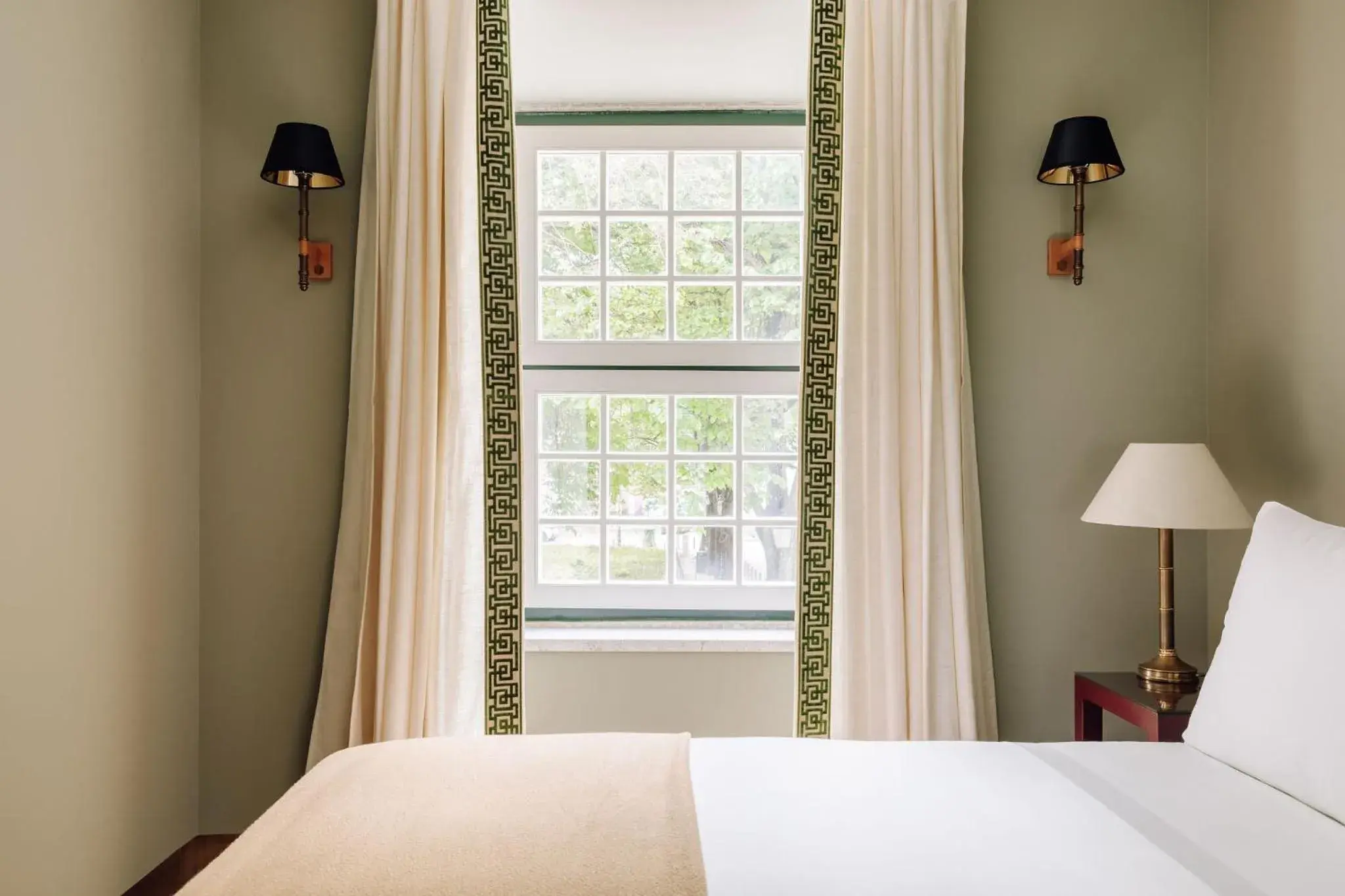 Mini Deluxe Room in Hotel das Amoreiras - Small Luxury Hotels of the World Mini Deluxe Room in Hotel das Amoreiras - Small Luxury Hotels of the World