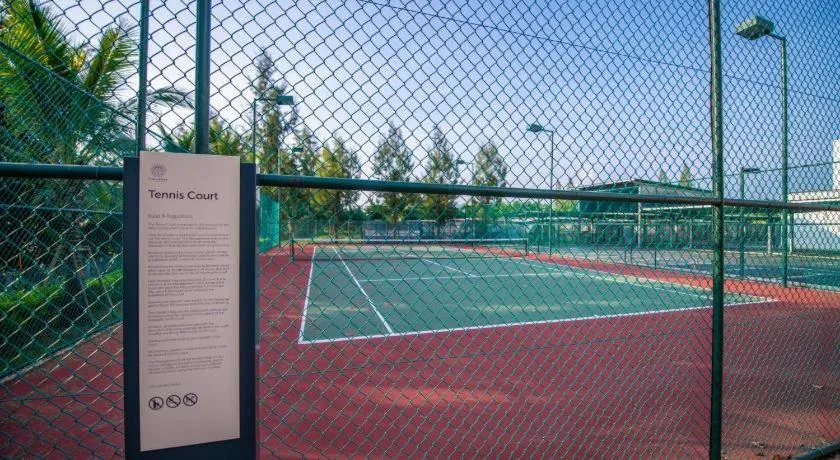 Tennis court in Timurbay Seafront Residence