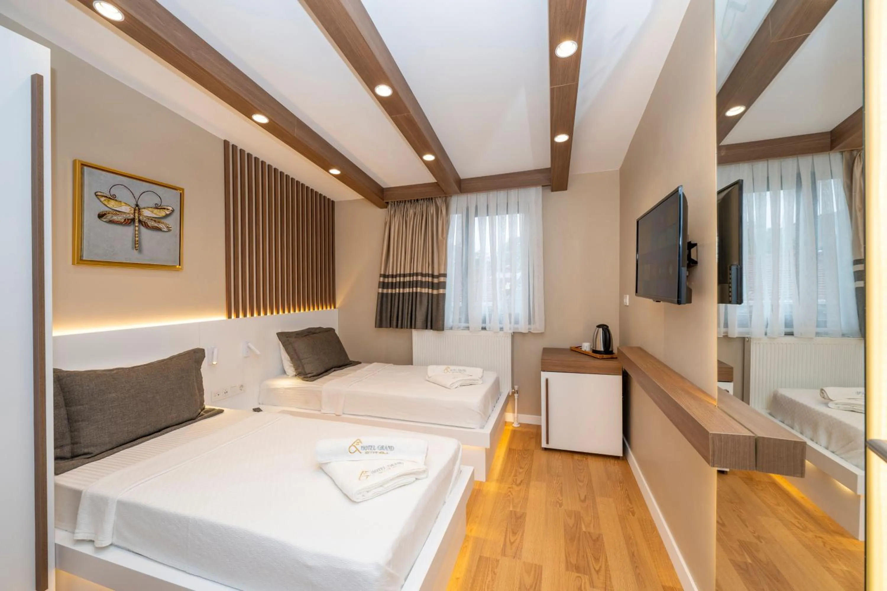 Bed in Hotel Grand İstanbul