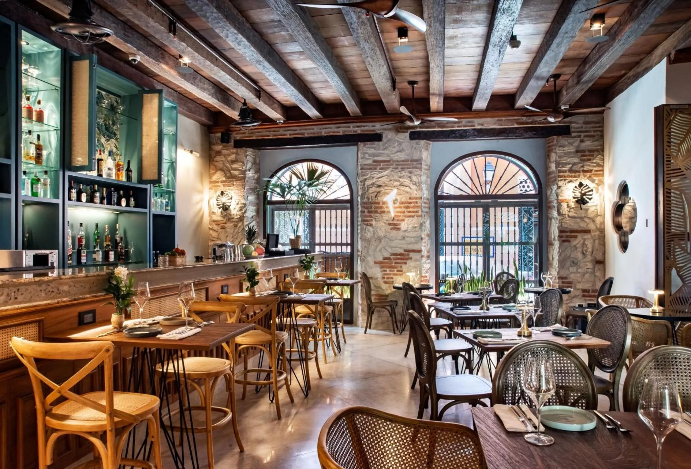 Restaurant/places to eat in Hotel Casona del Porvenir