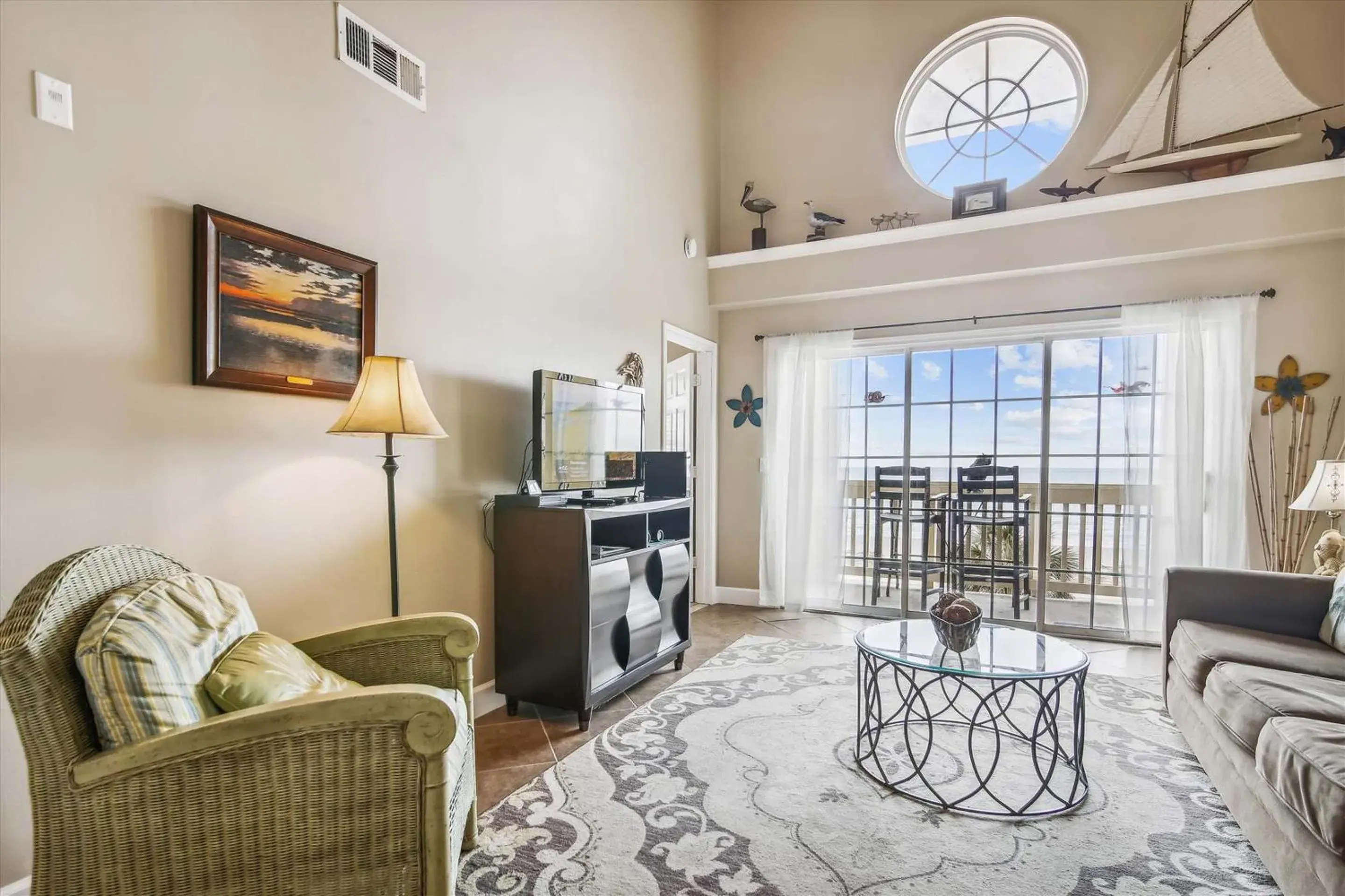 Dawn 1037-The Regal Seagull Dawn 1037-The Regal Seagull