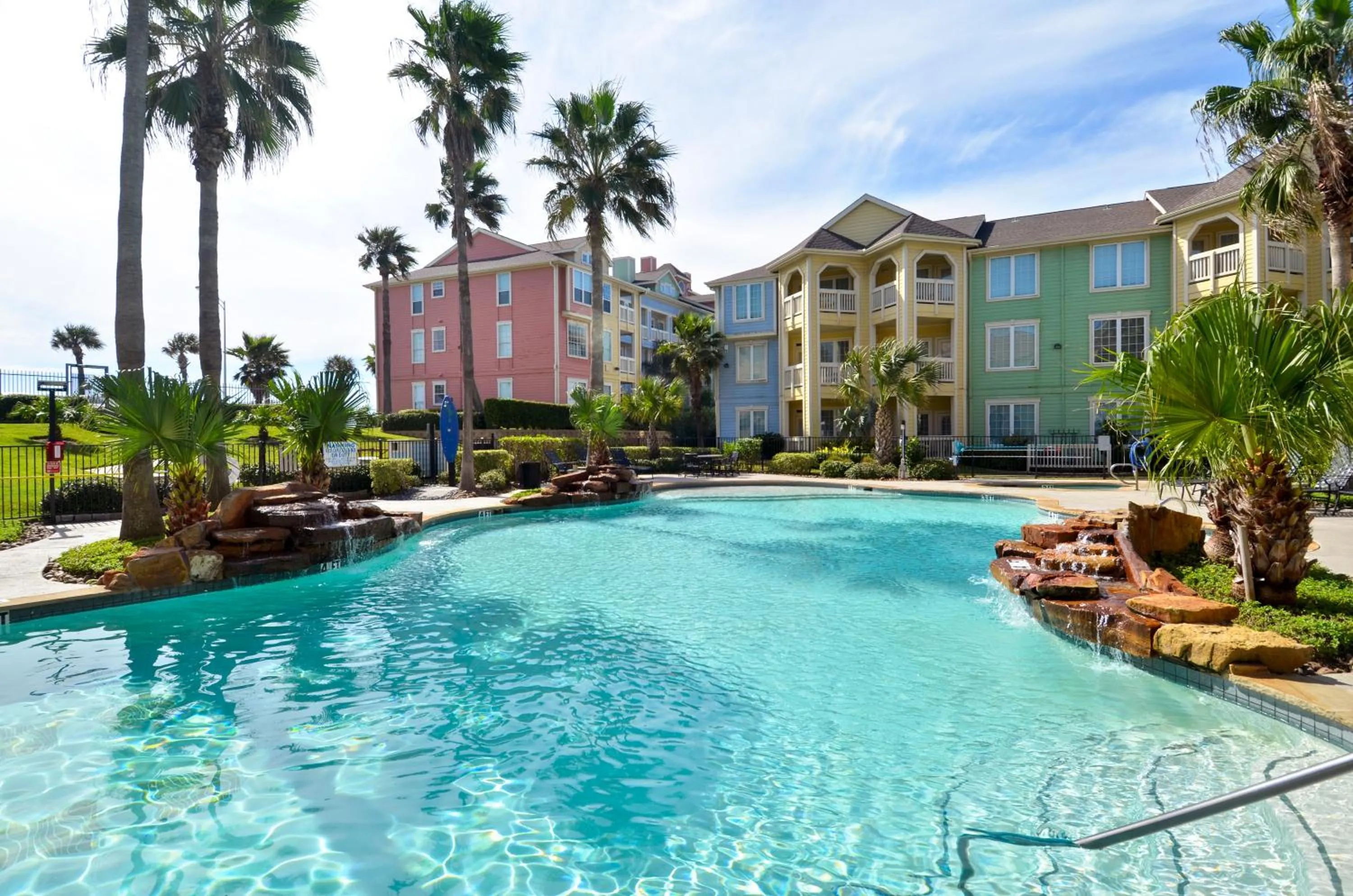 Swimming pool in Dawn 236-Turtle Romance