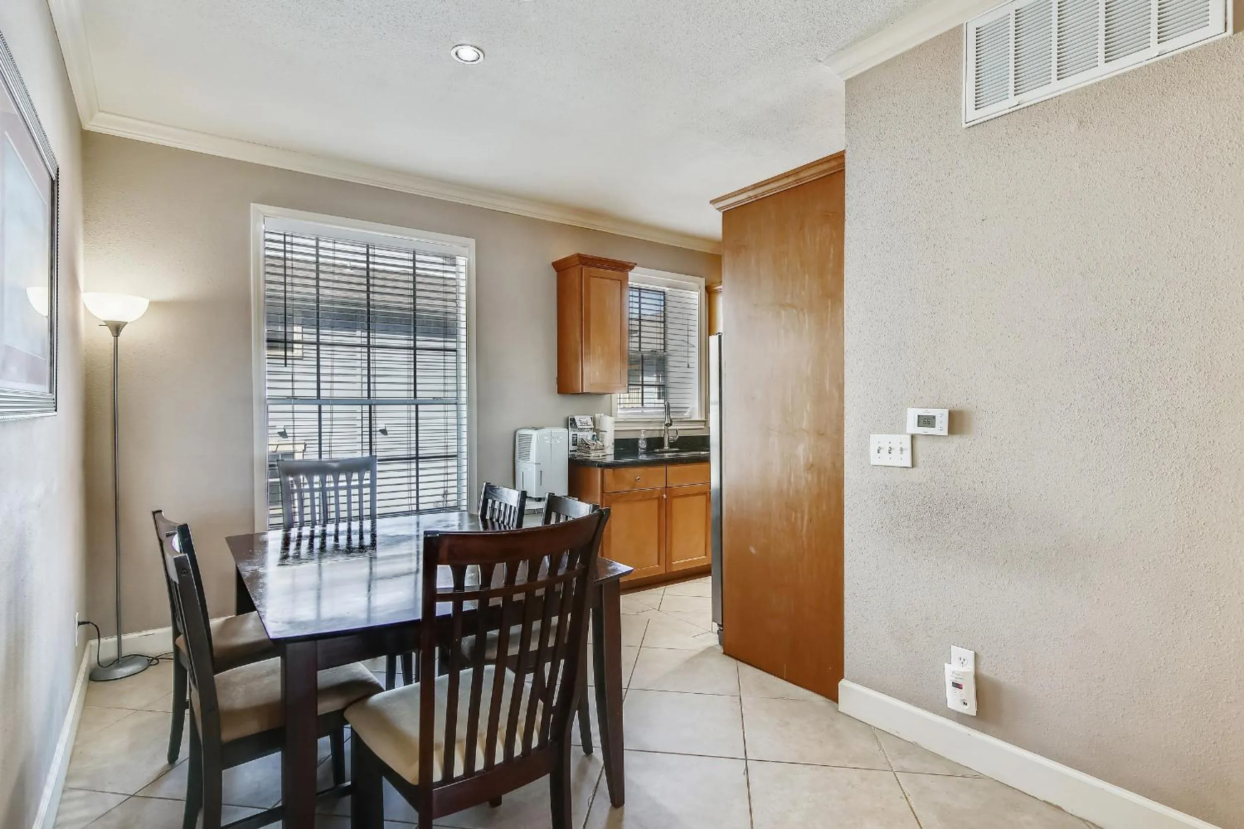 Kitchen or kitchenette in Dawn 625