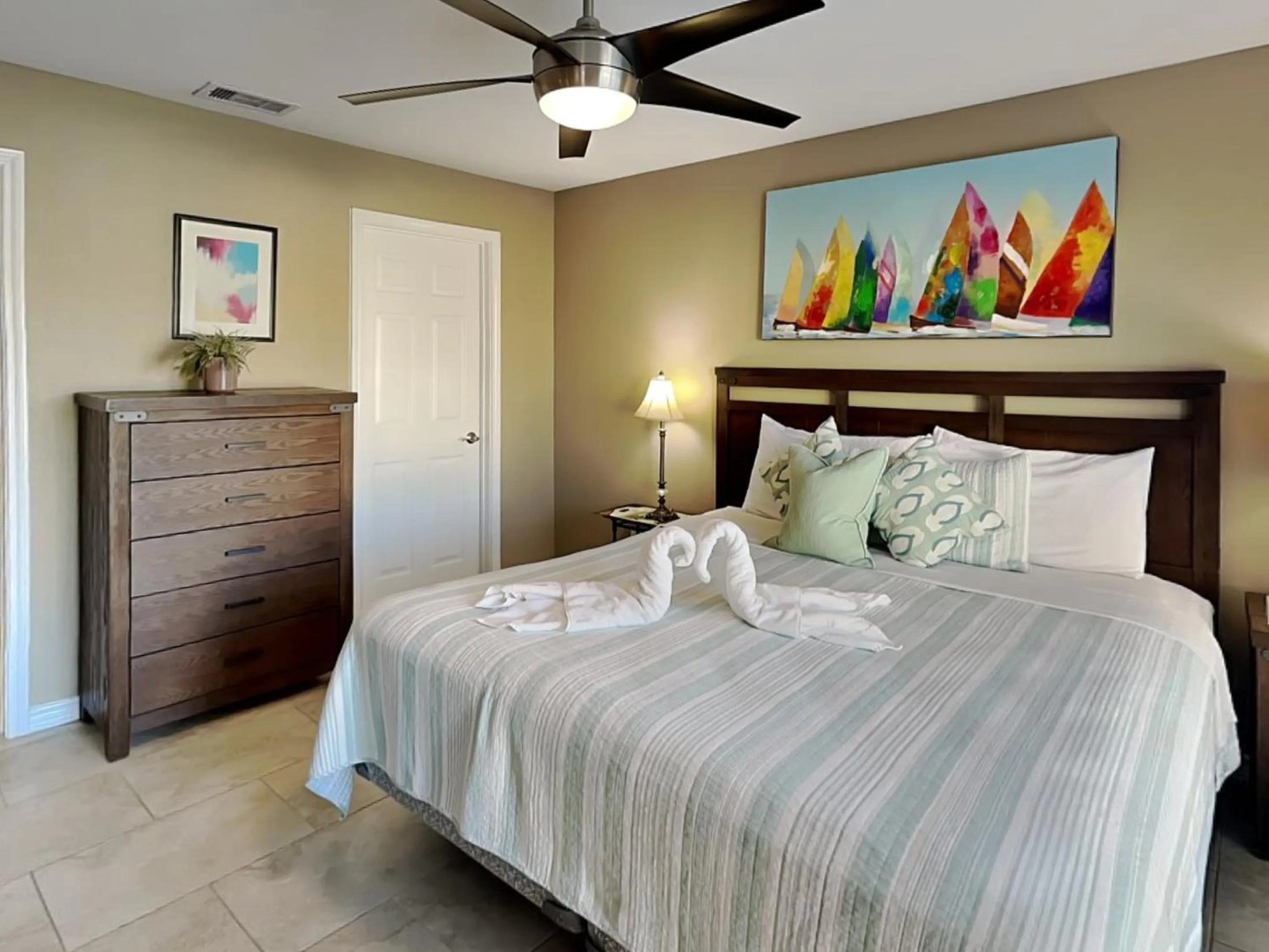 Bed in Dawn 935-Wave Therapy