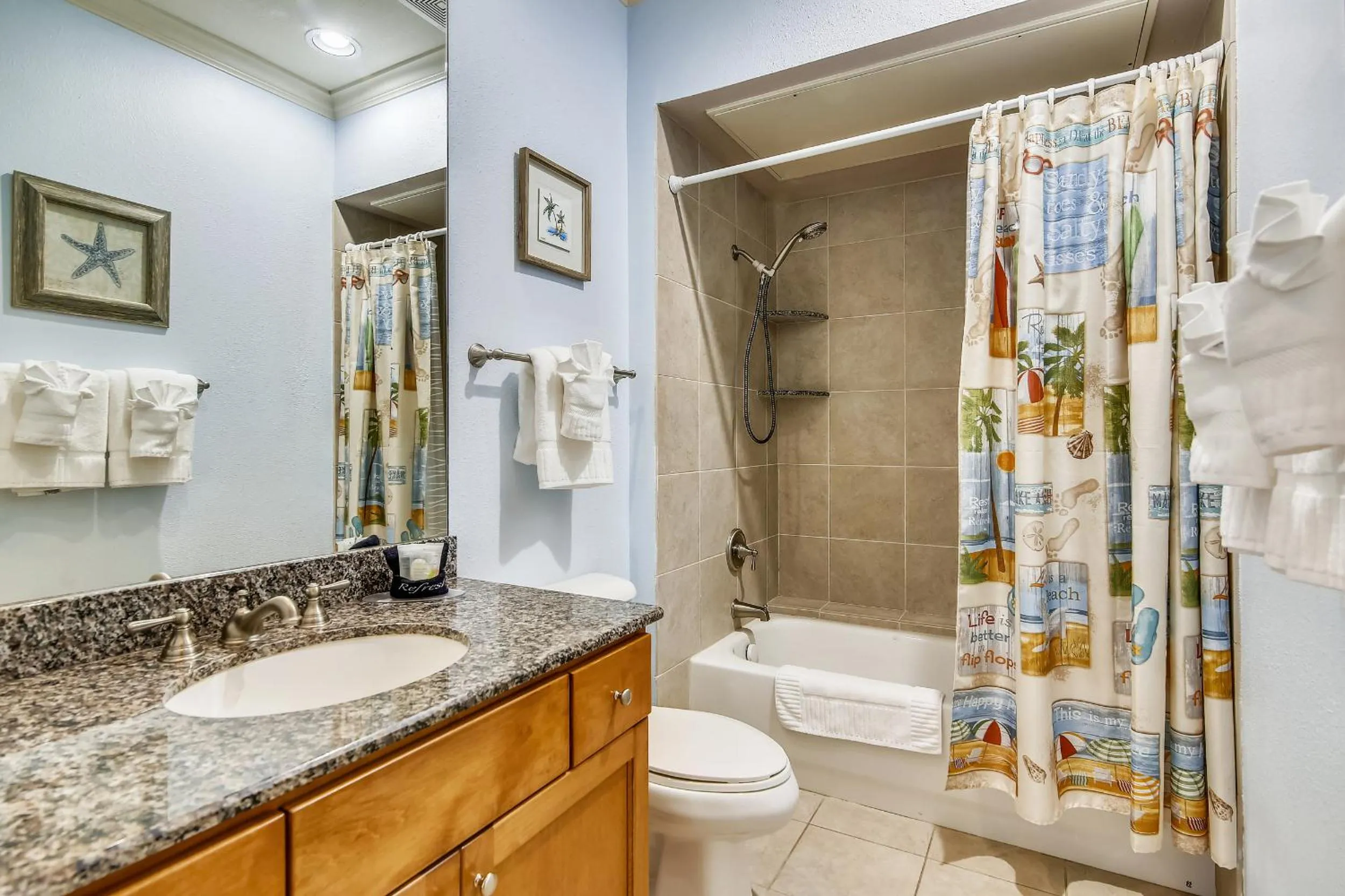 Property building in Dawn 511-Oasis at the Dawn