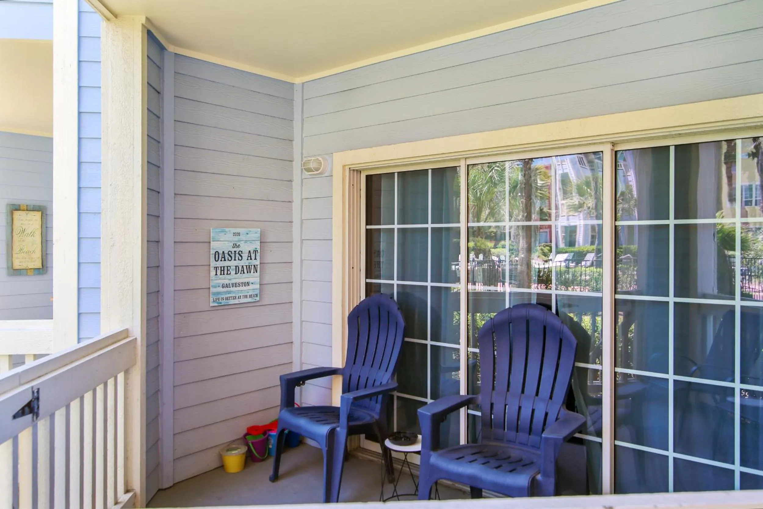 Property building in Dawn 511-Oasis at the Dawn