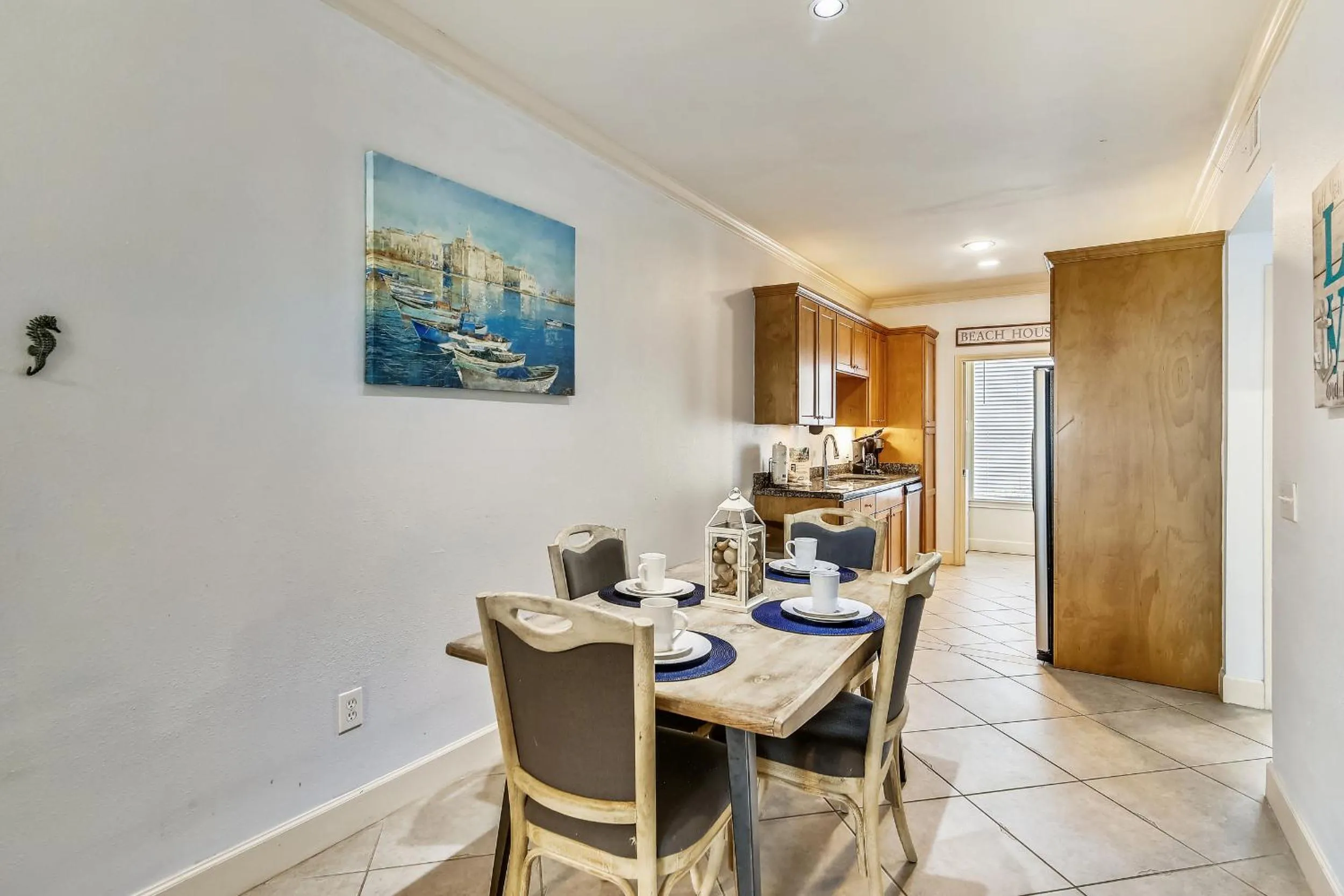 Living room in Dawn 511-Oasis at the Dawn