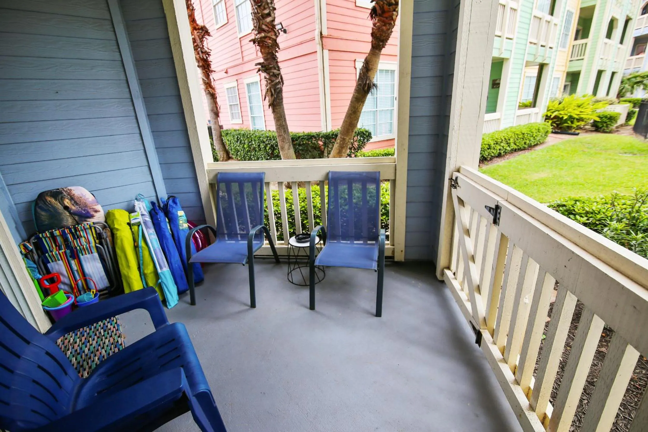 Property building in Dawn 511-Oasis at the Dawn