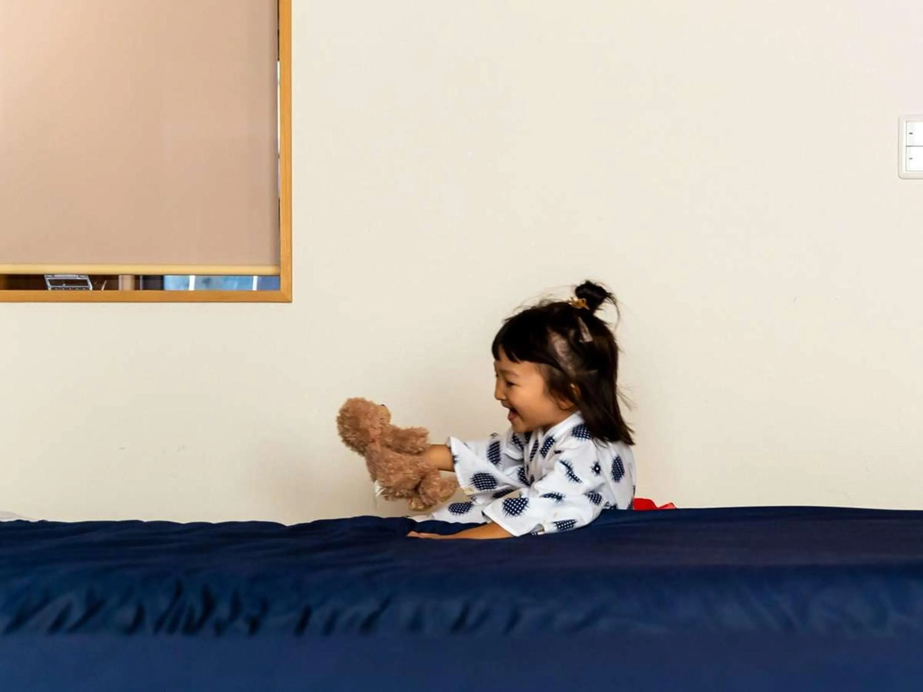 children, Bed in Hatsuneso Shinkan