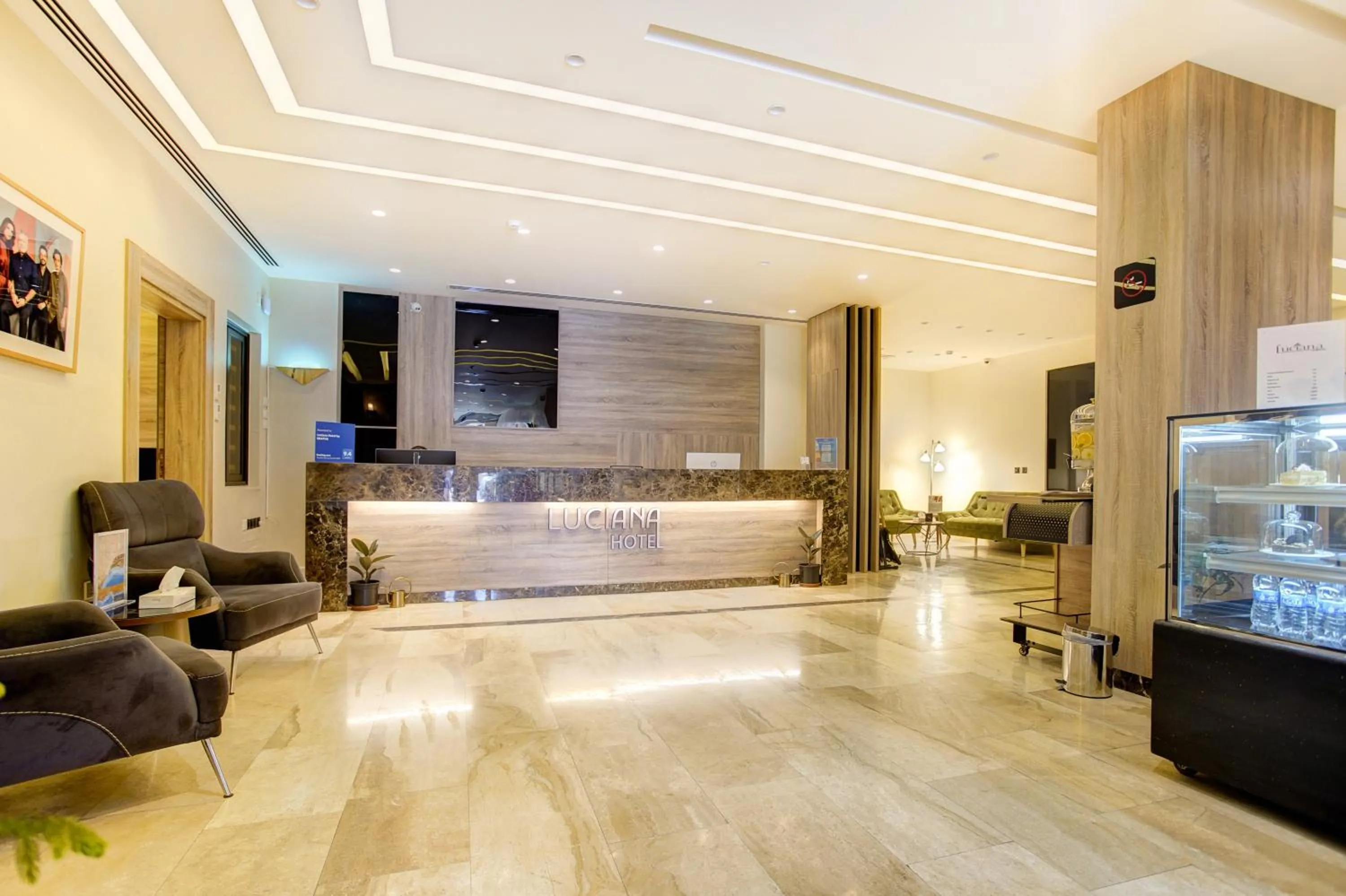 Lobby or reception in Luciana Hotel by FHM
