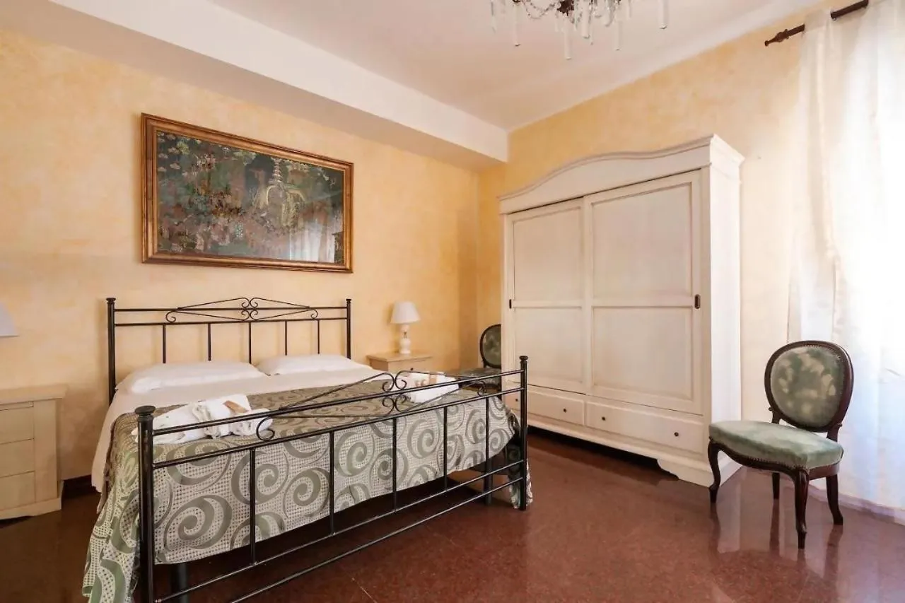 Bed in Errico Suite e Rooms